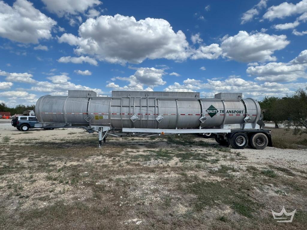 2010 Brenner Aluminum 407 T/A Chemical Tanker Trailer