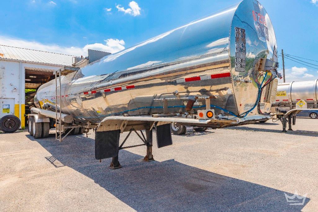 1995 Bulk 307 SS Insulated 6,500 Gallon T/A Chemical Tanker Trailer