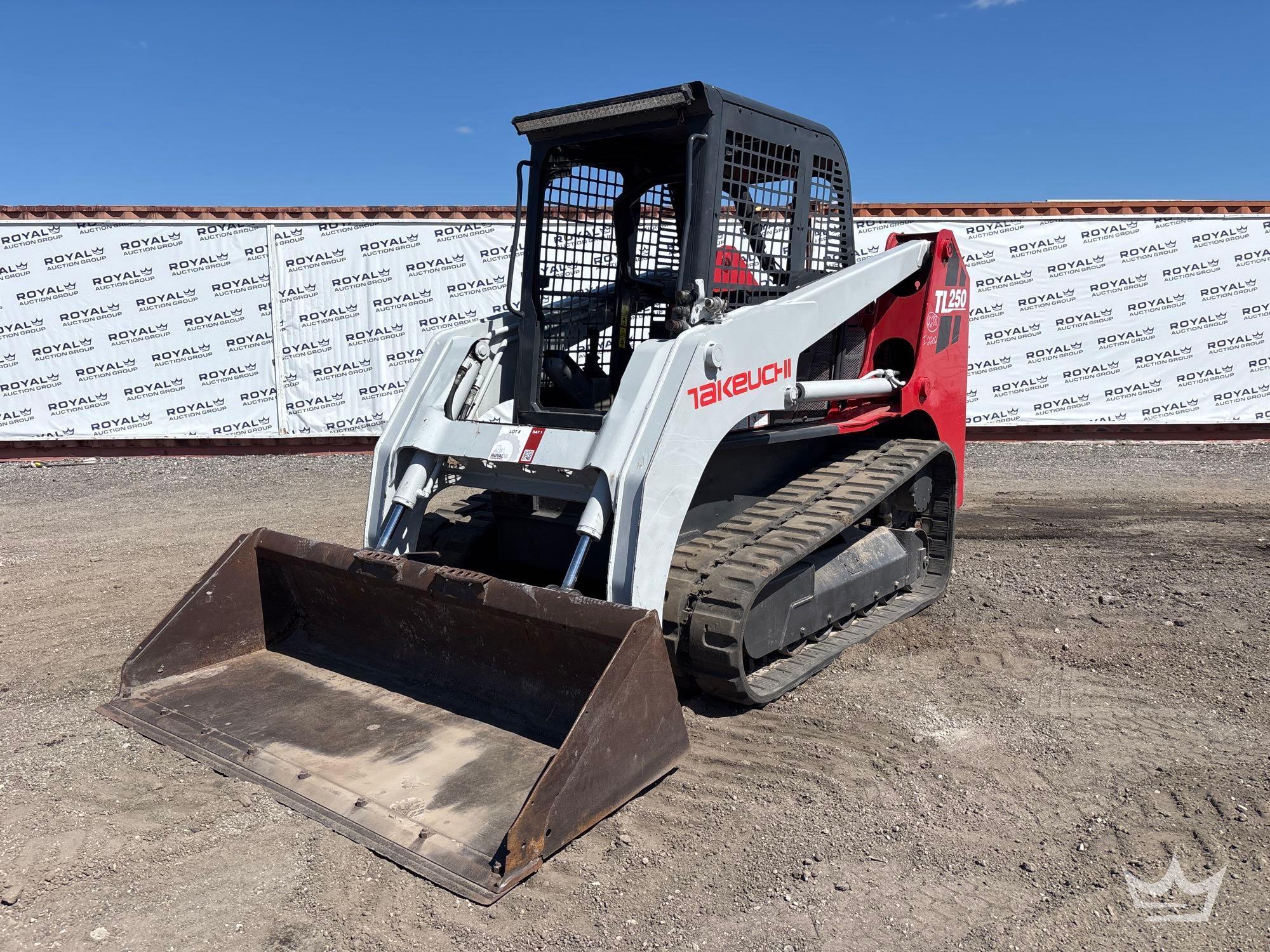 2011 Takeuchi TL250 Compact Track Loader Skid Steer