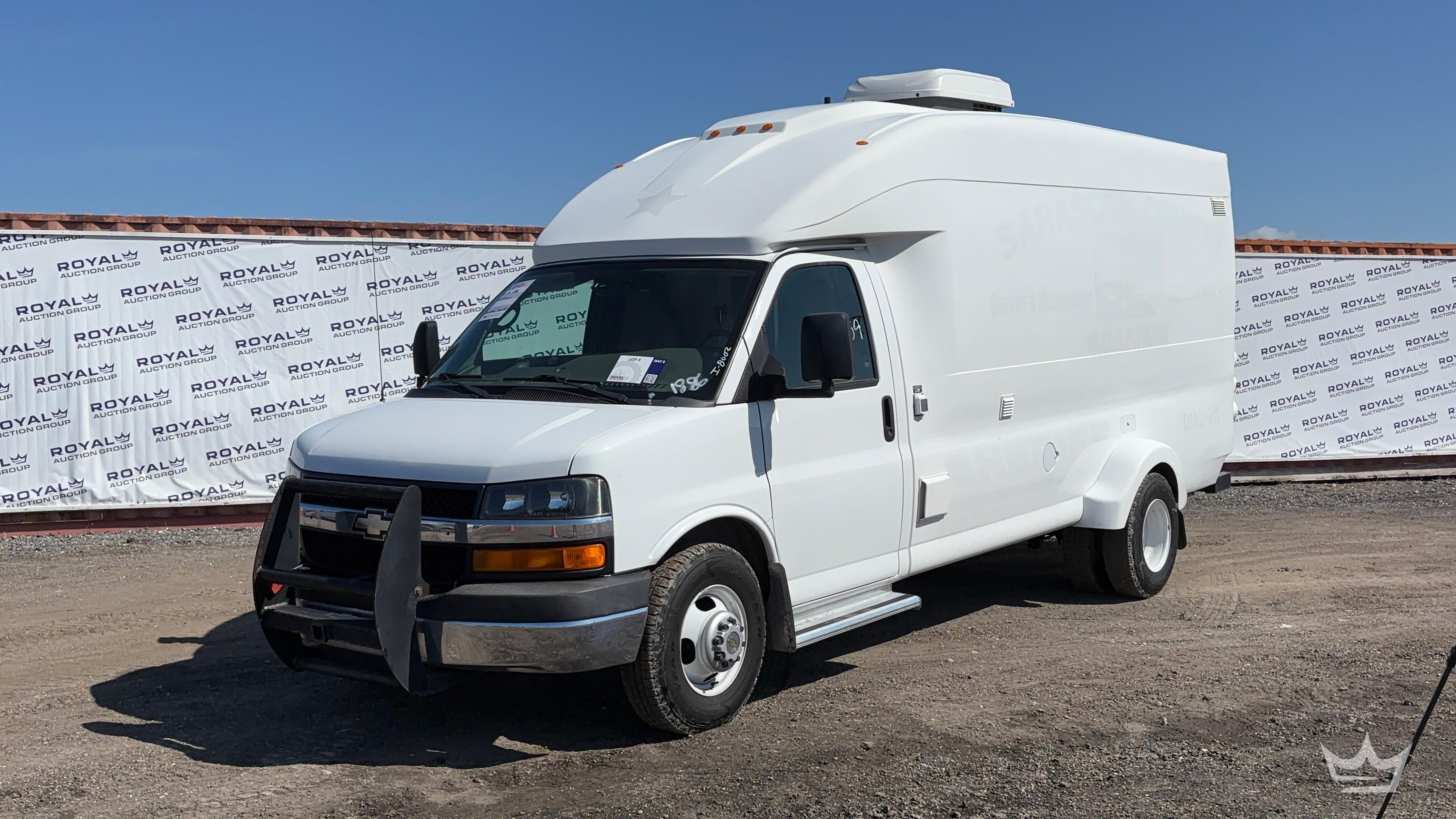 2010 Chevrolet Express 3500 Dive Team Cargo Van