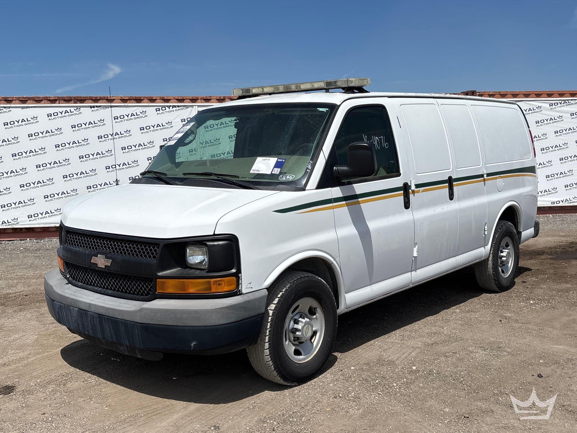 2013 Chevrolet Express 2500 Cargo Van