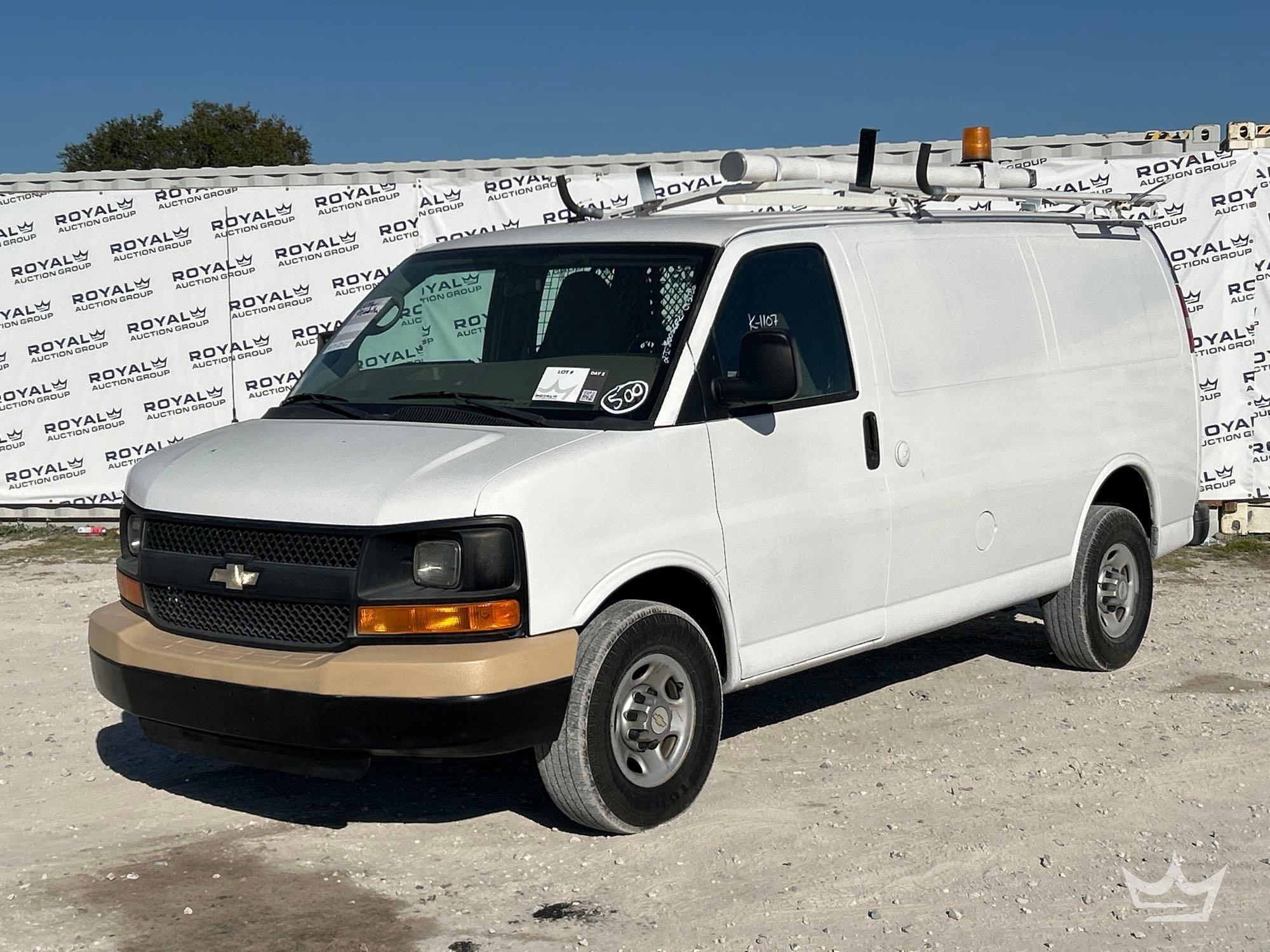 2011 Chevrolet Express 2500 Cargo Van