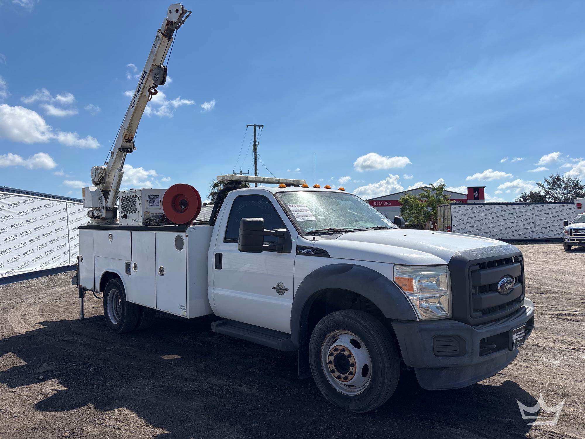 2015 Ford F-550 4x4 Liftmoore 2550 5,000lb. Crane Service Truck