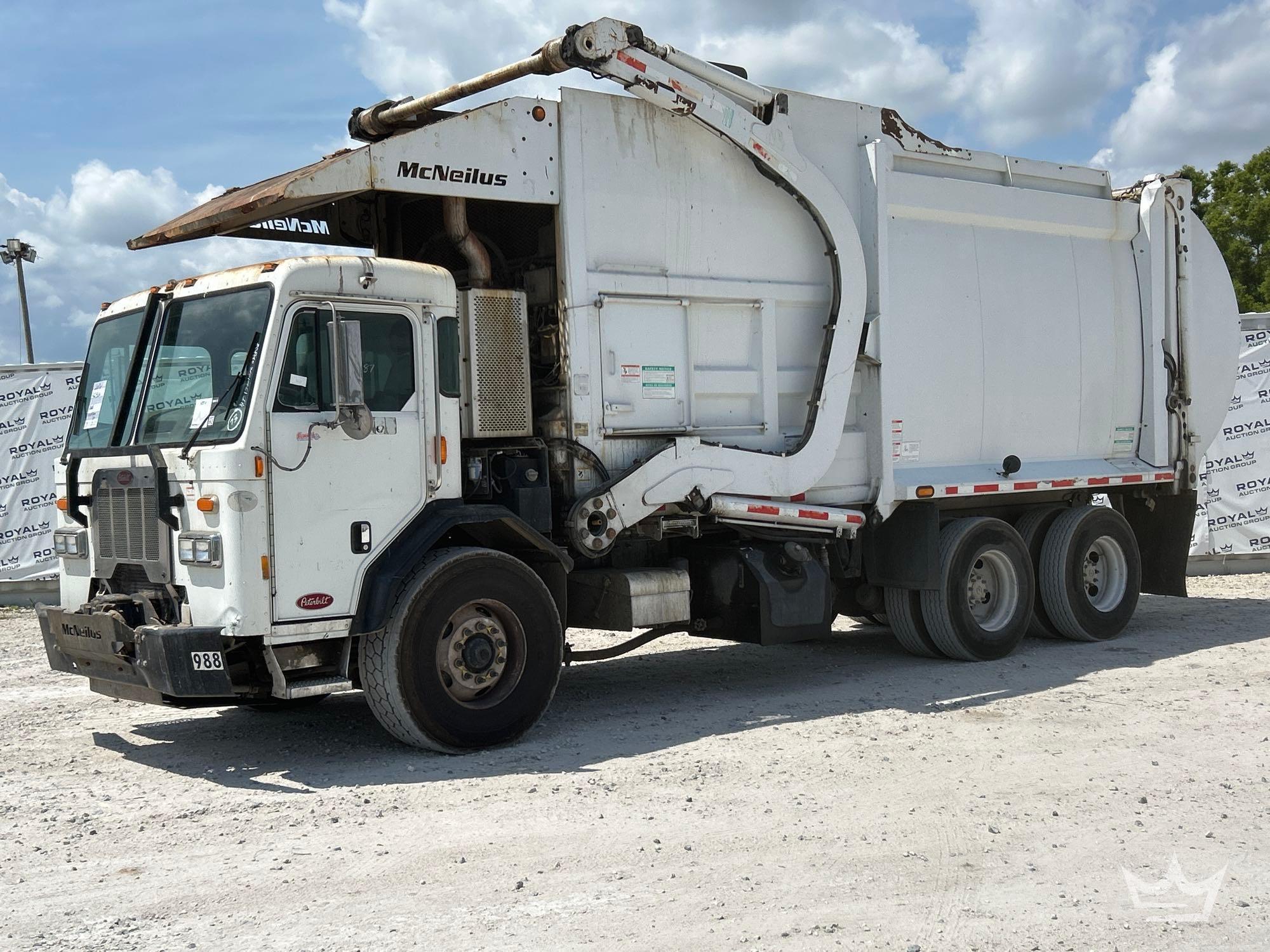 2017 Peterbilt 320 T/A McNeilus 4029 28yd Front Loader Garbage Truck