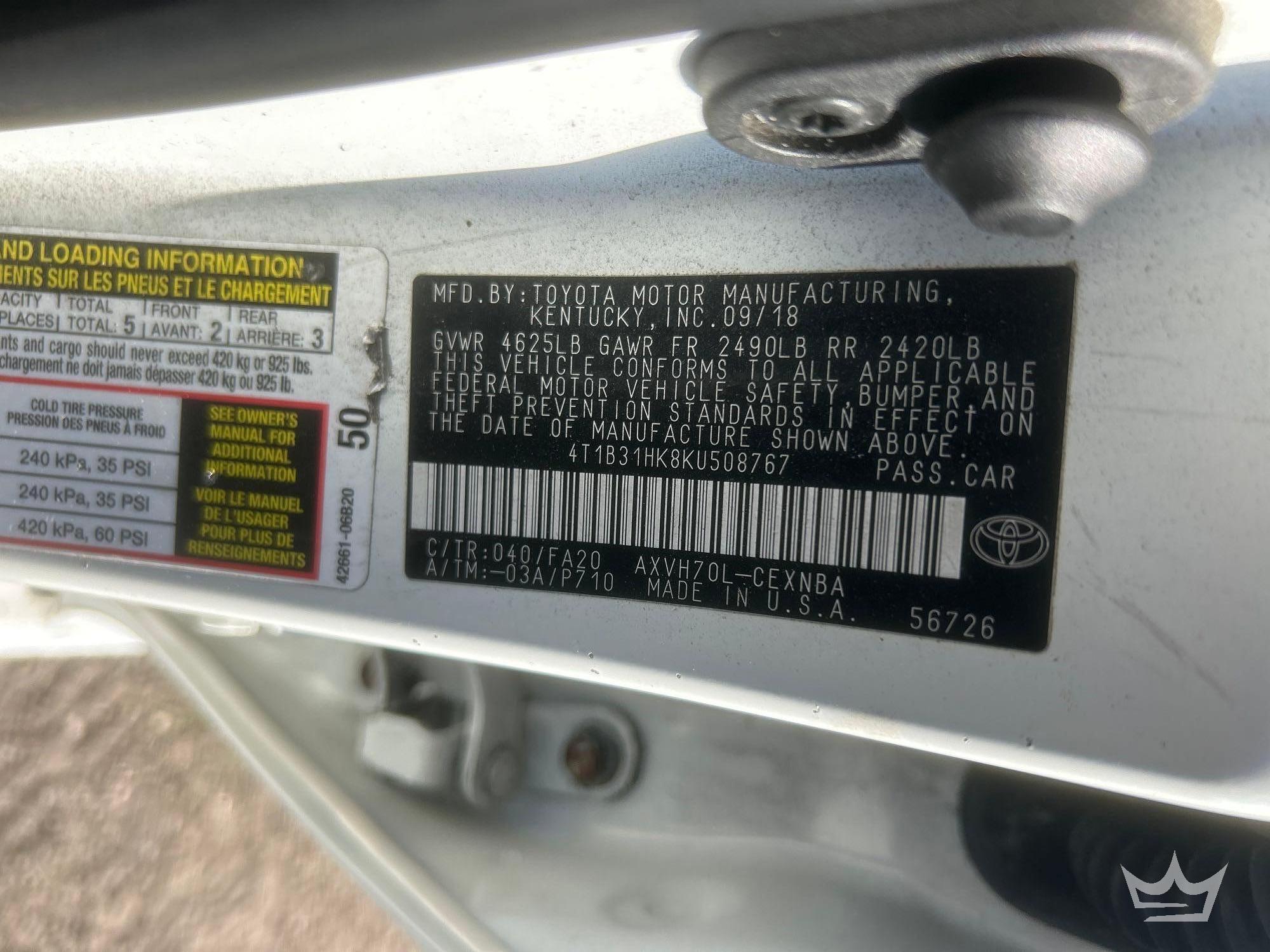 2019 Toyota Camry Hybrid Sedan