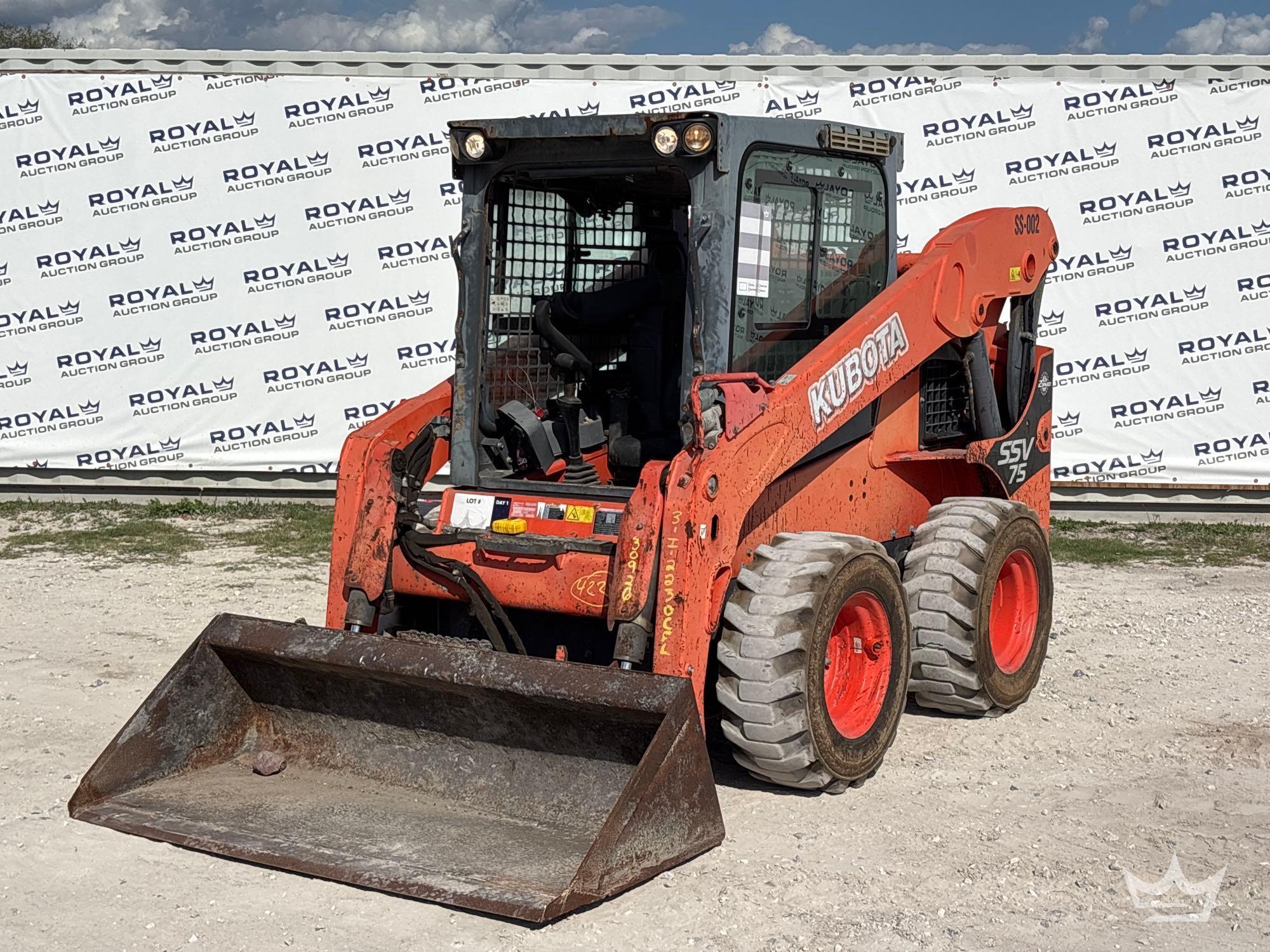Photo of a 2016 Kubota SSV75