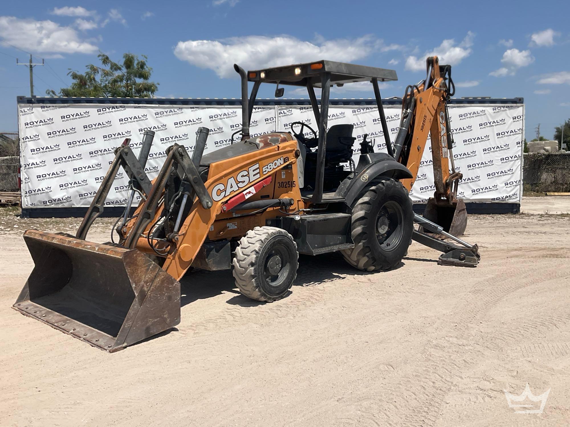 2018 Case 580N EP 4x4 Extendahoe Loader Backhoe