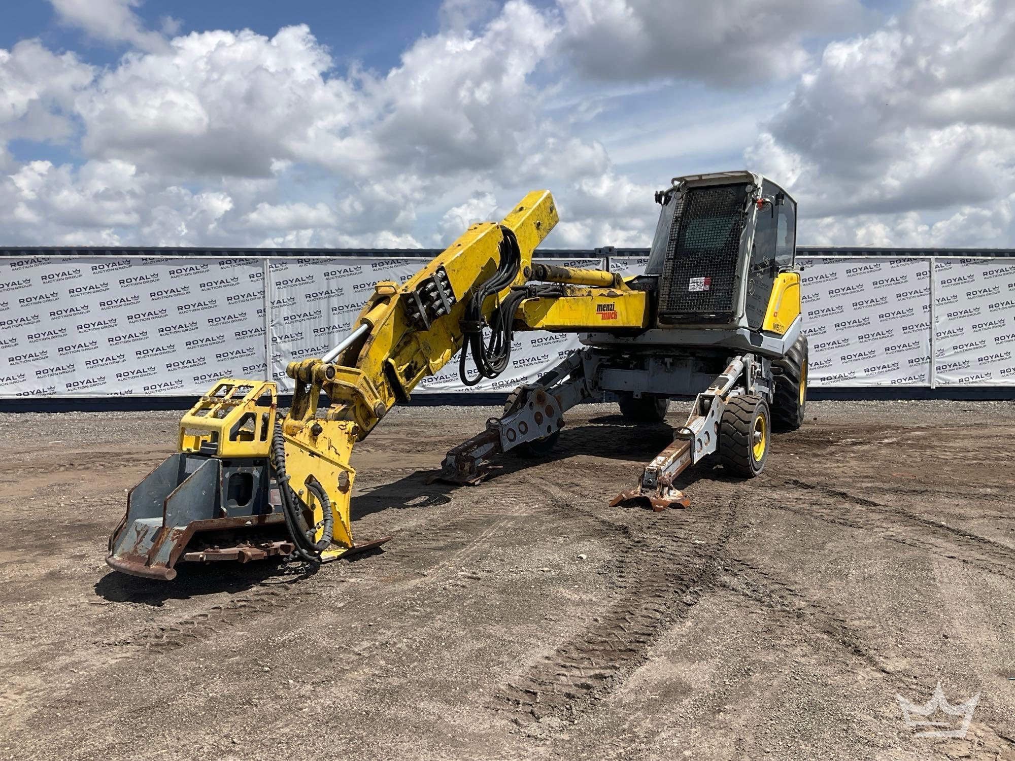 2019 Menzi Muck M520 Walking Excavator Mobile Excavator