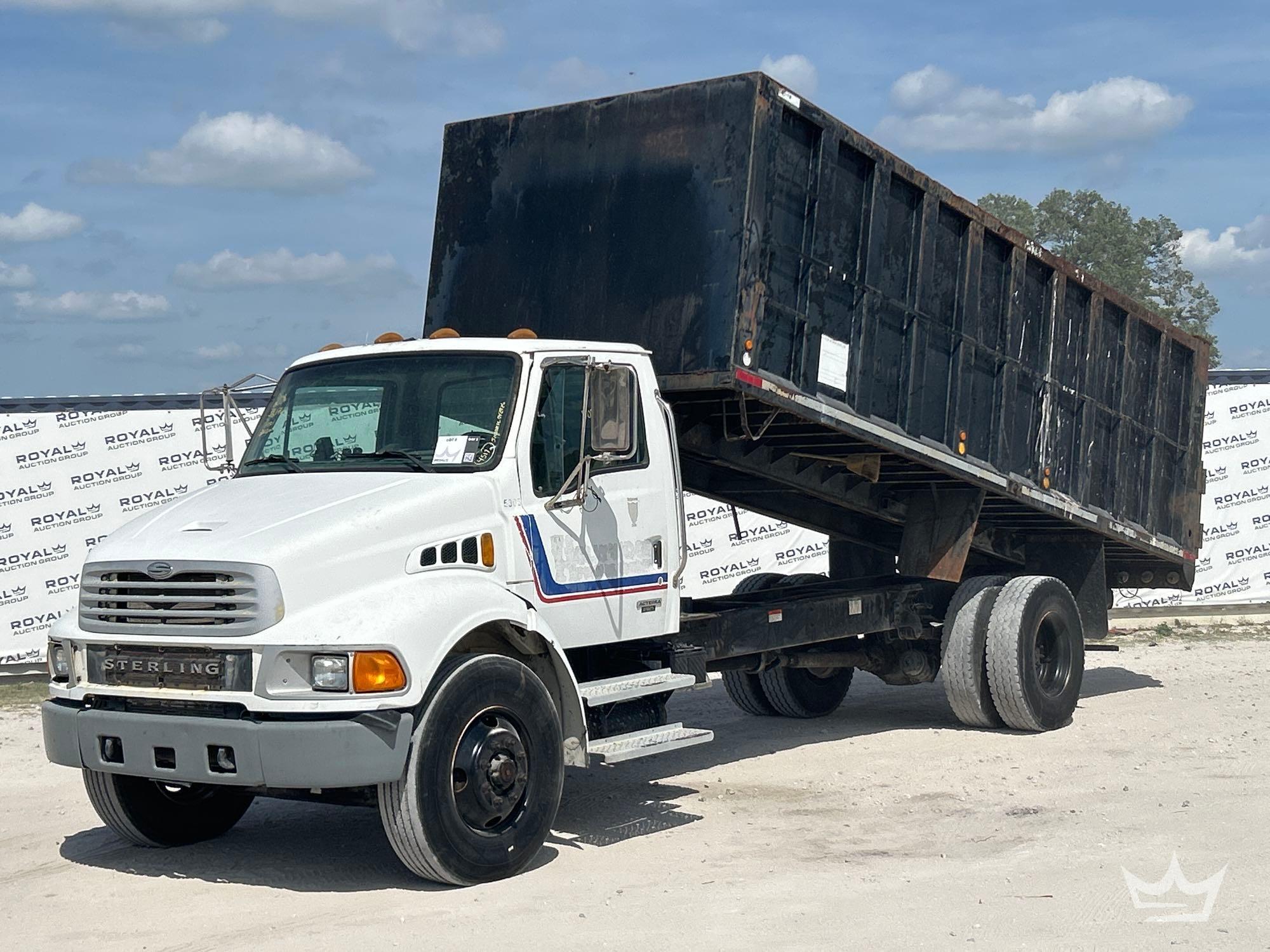 Photo of a 2004 Sterling Acterra