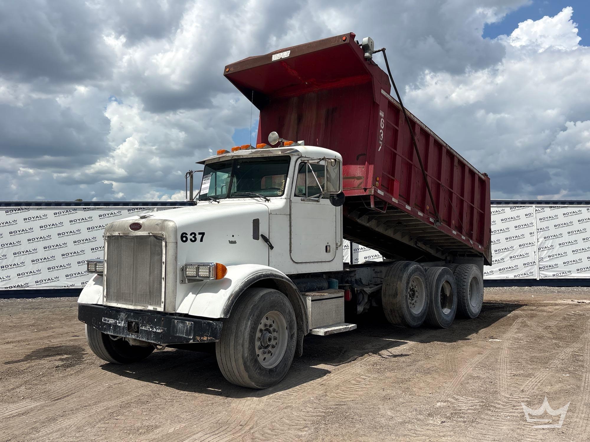 Photo of a 2005 Peterbilt 357