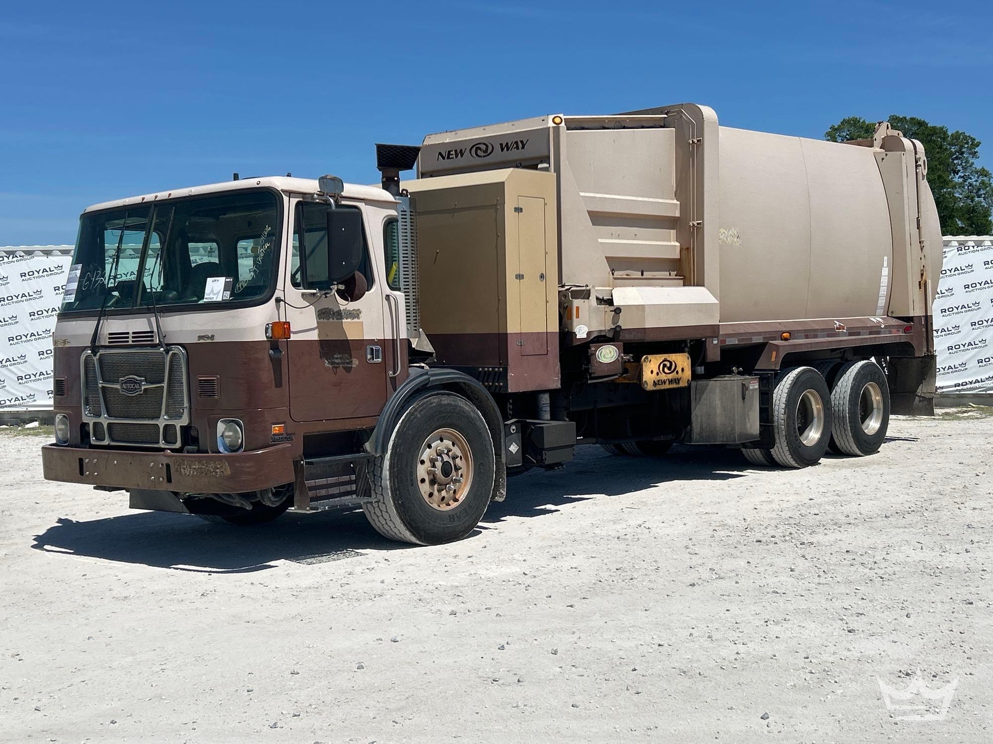 Photo of a 2017 Autocar Xpeditor