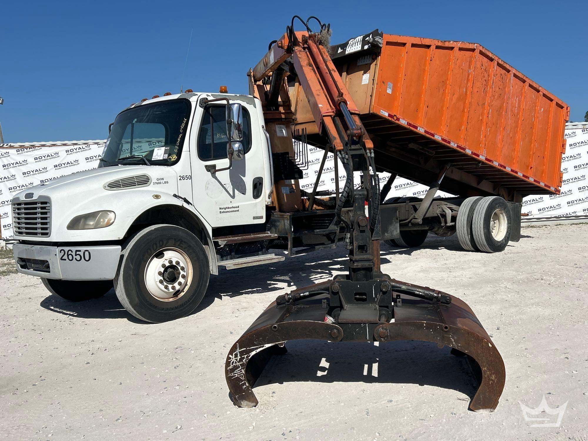 Photo of a 2010 Freightliner M2 106