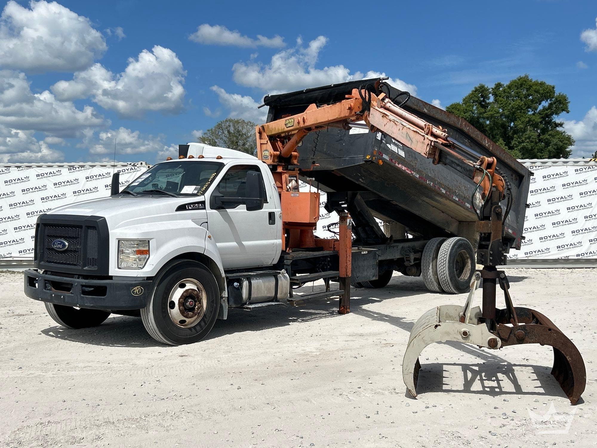 Photo of a 2017 Ford F750