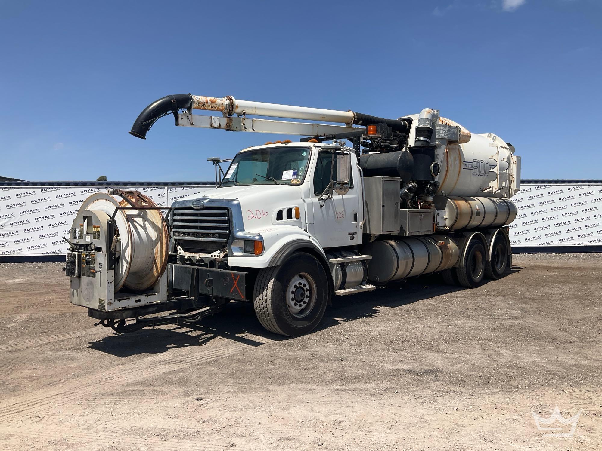 Photo of a 2008 Sterling L7500