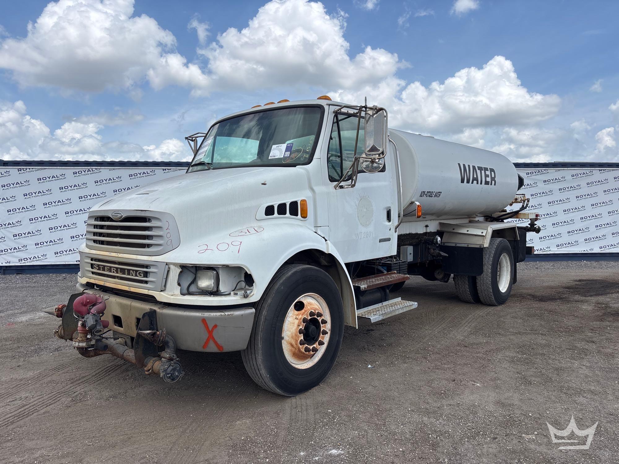 Photo of a 2008 Sterling Acterra