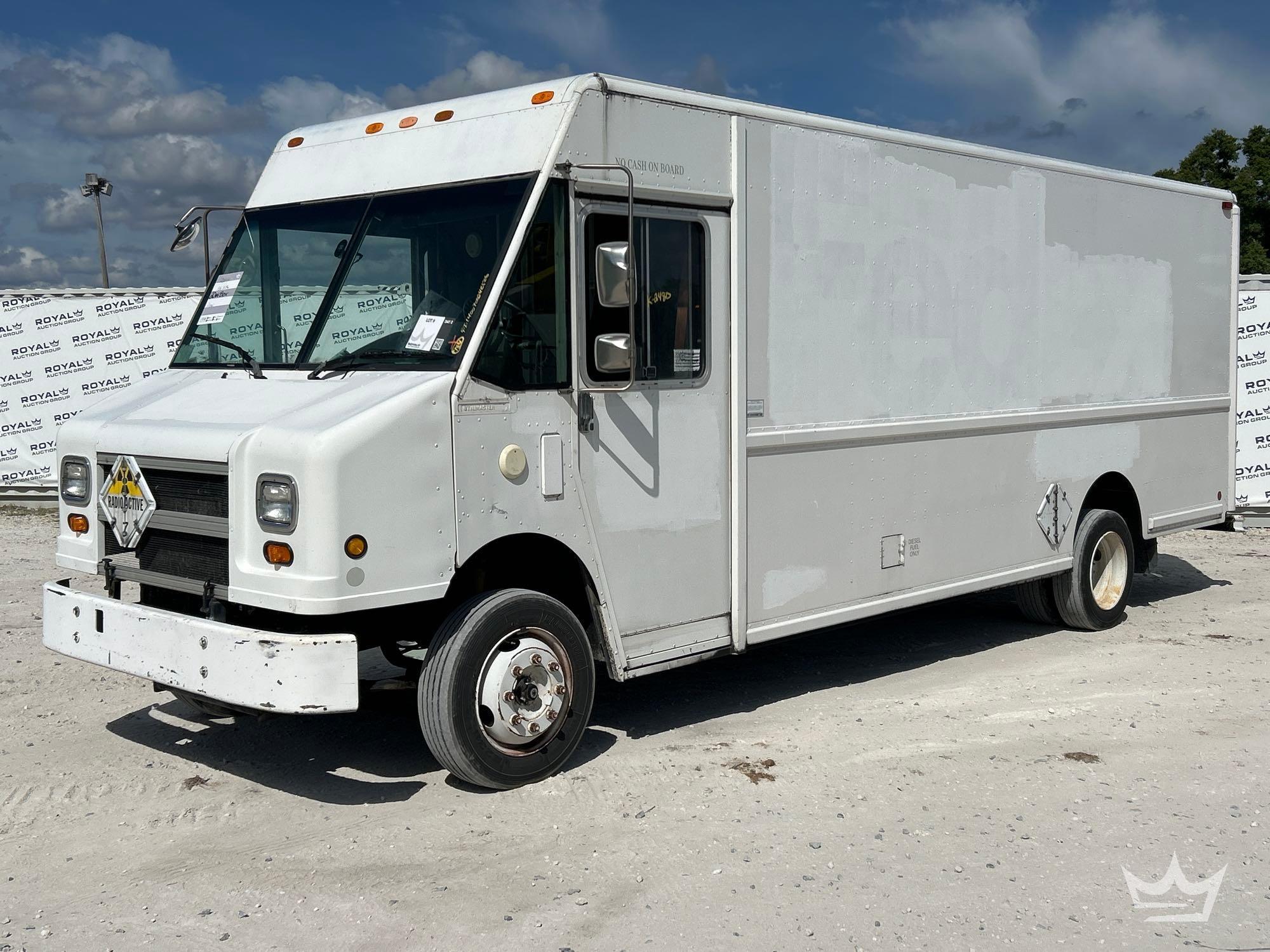2001 Frieghtliner MT55 Chassis Step Van