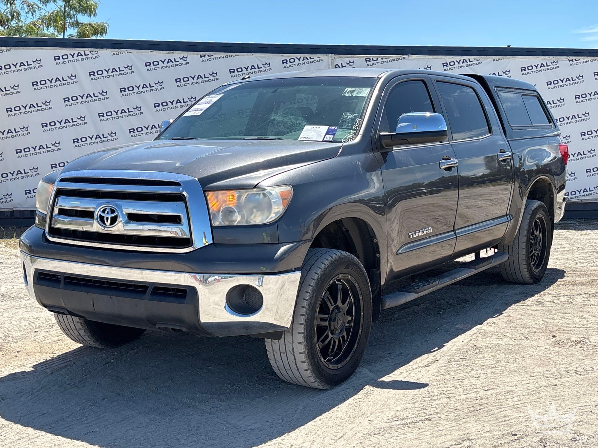 Photo of a 2013 Toyota Tundra