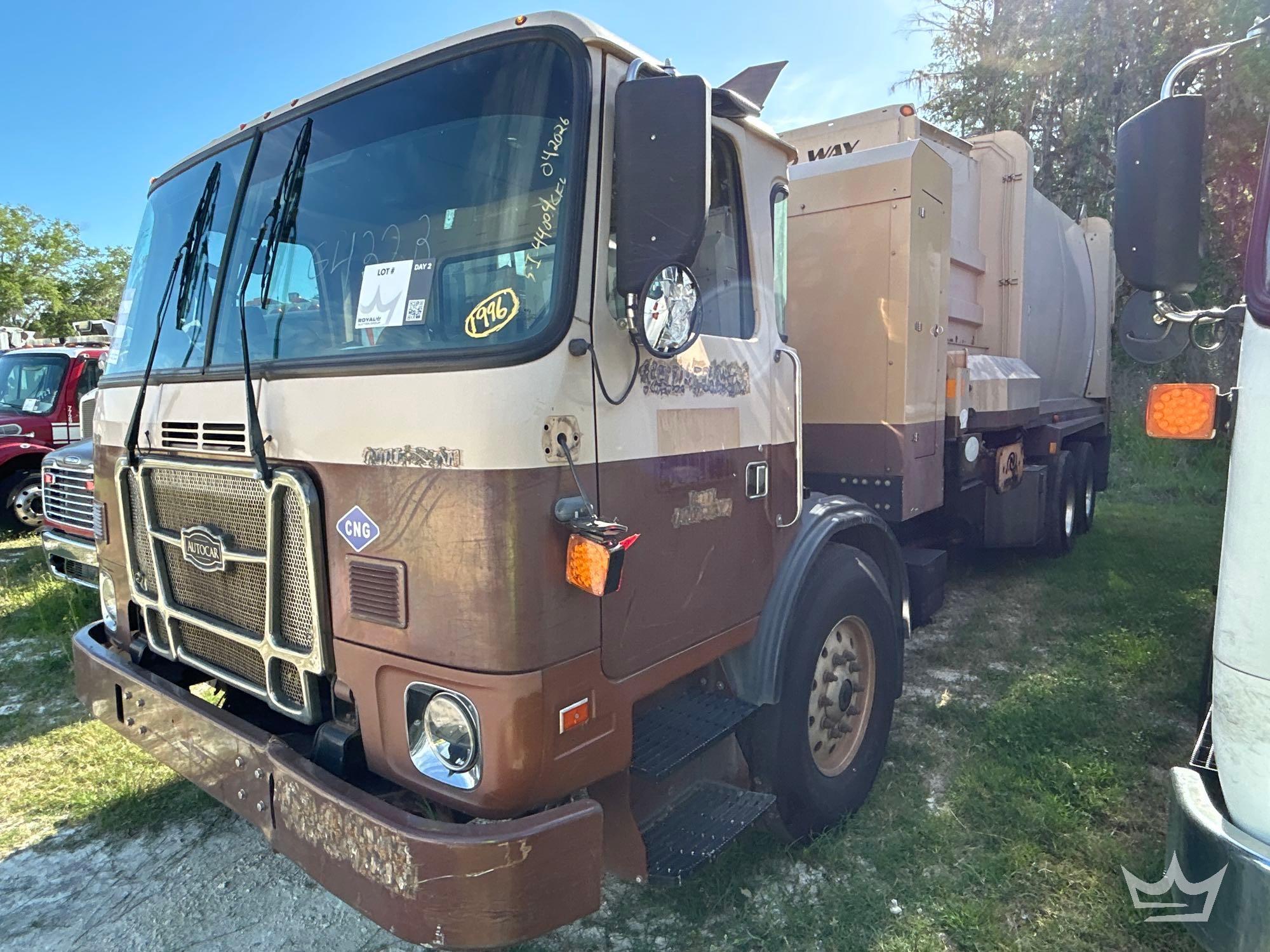 Photo of a 2017 Autocar Xpeditor