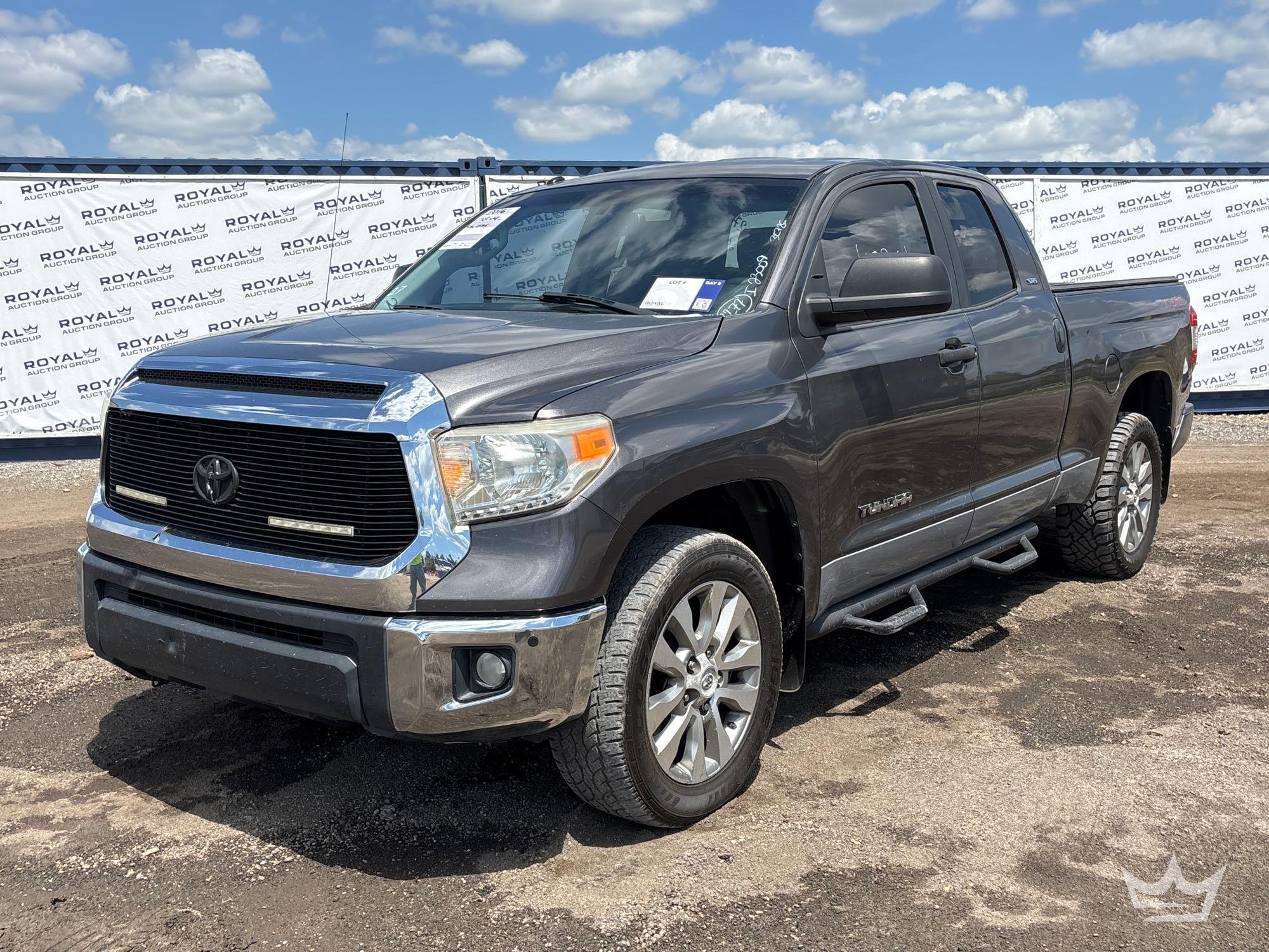 Photo of a 2016 Toyota Tundra