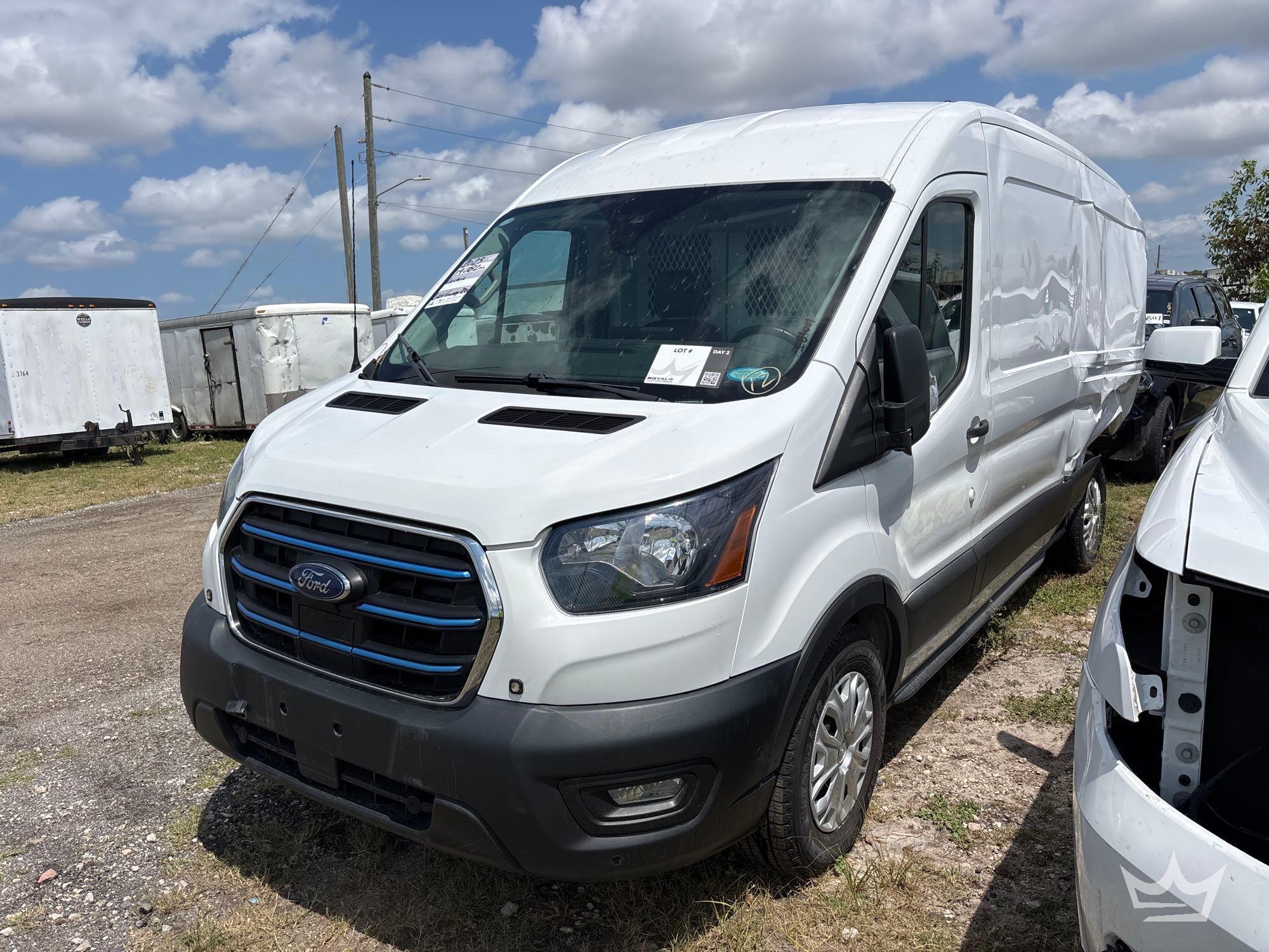 Photo of a 2023 Ford E350