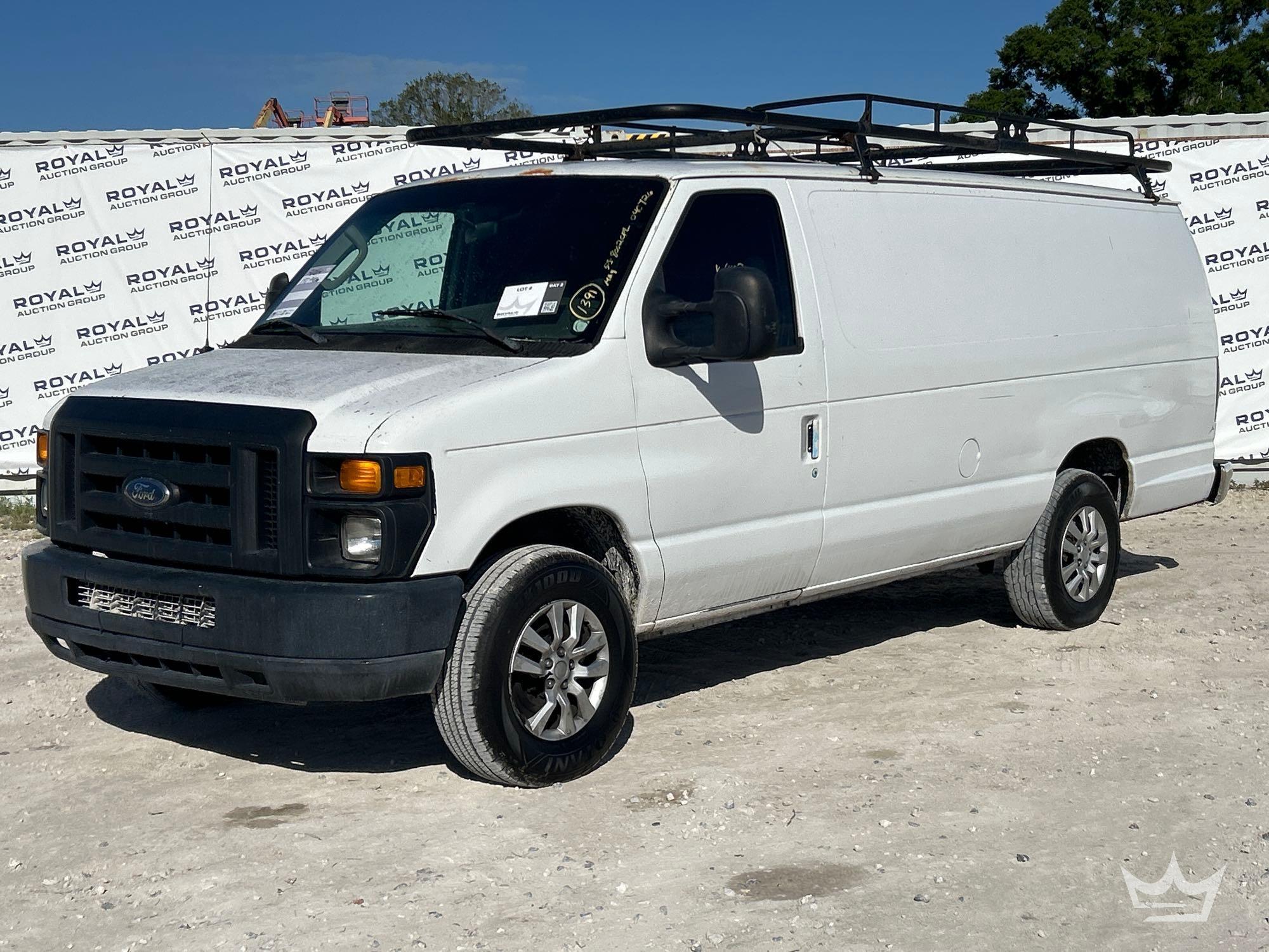 Photo of a 2008 Ford E-250