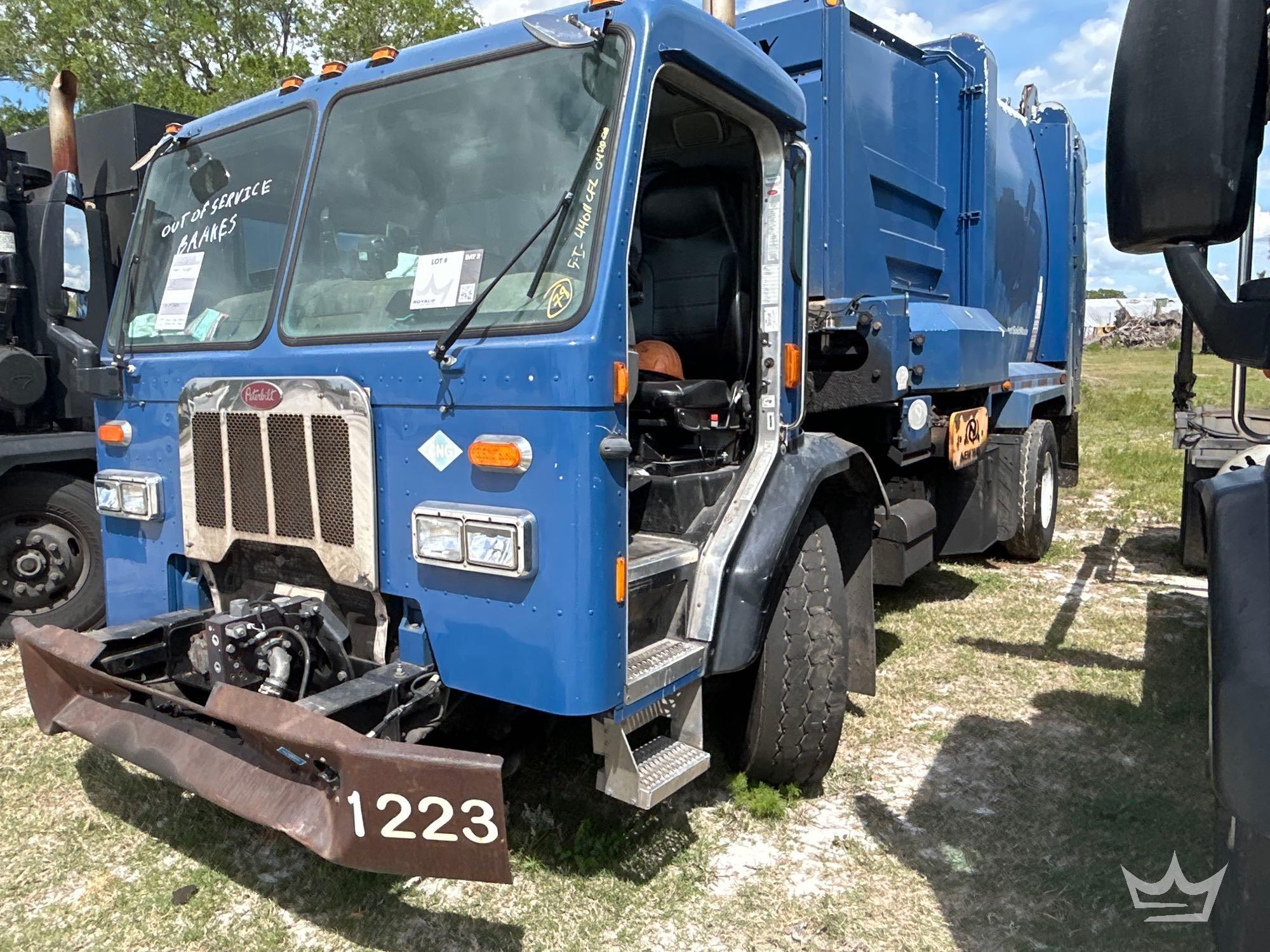 2017 Peterbilt 320 New Way 20ASL 20yd Side Loader Garbage Truck