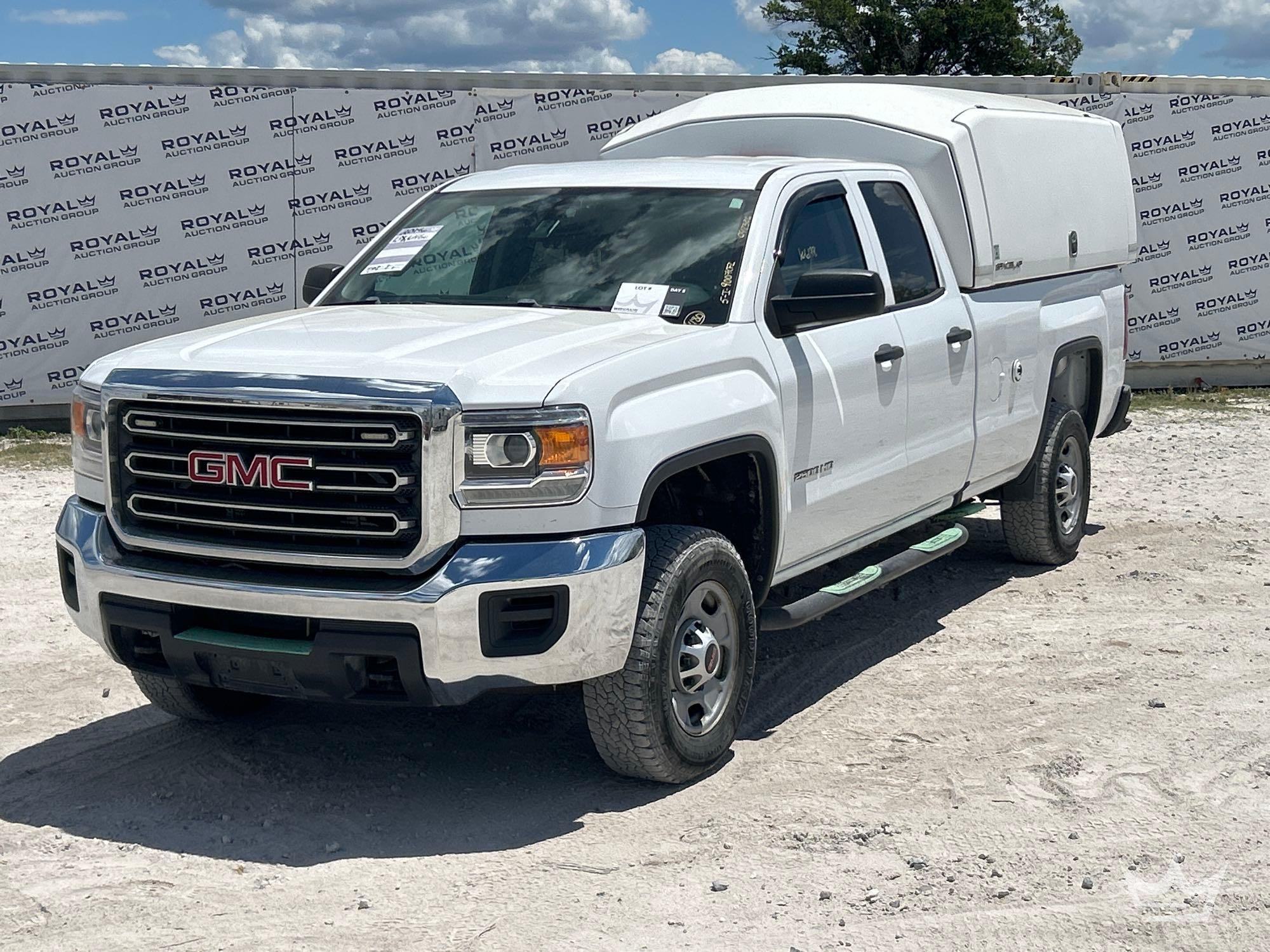 Photo of a 2017 GMC 2500 SIERRA