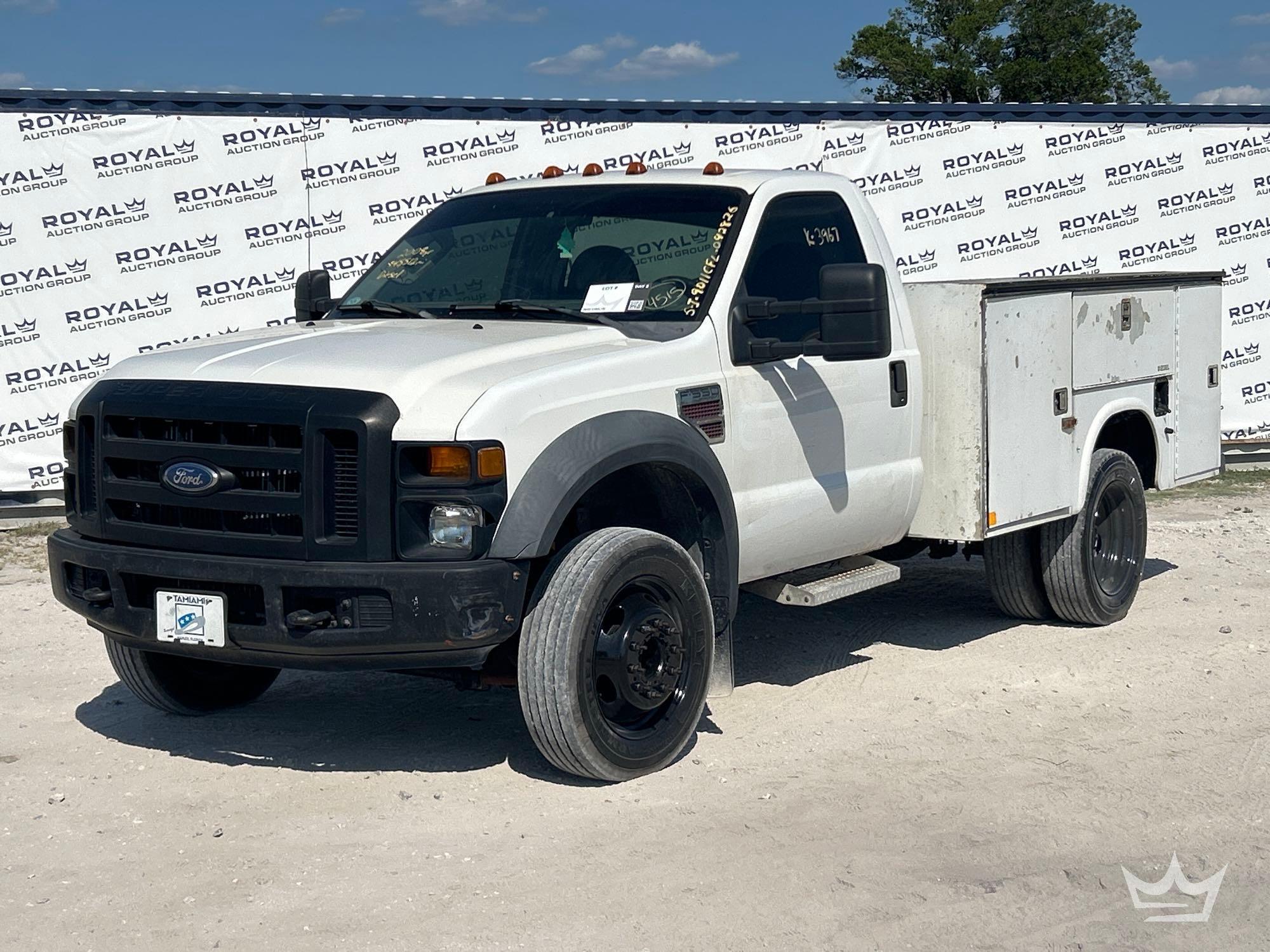 Photo of a 2008 Ford F-550