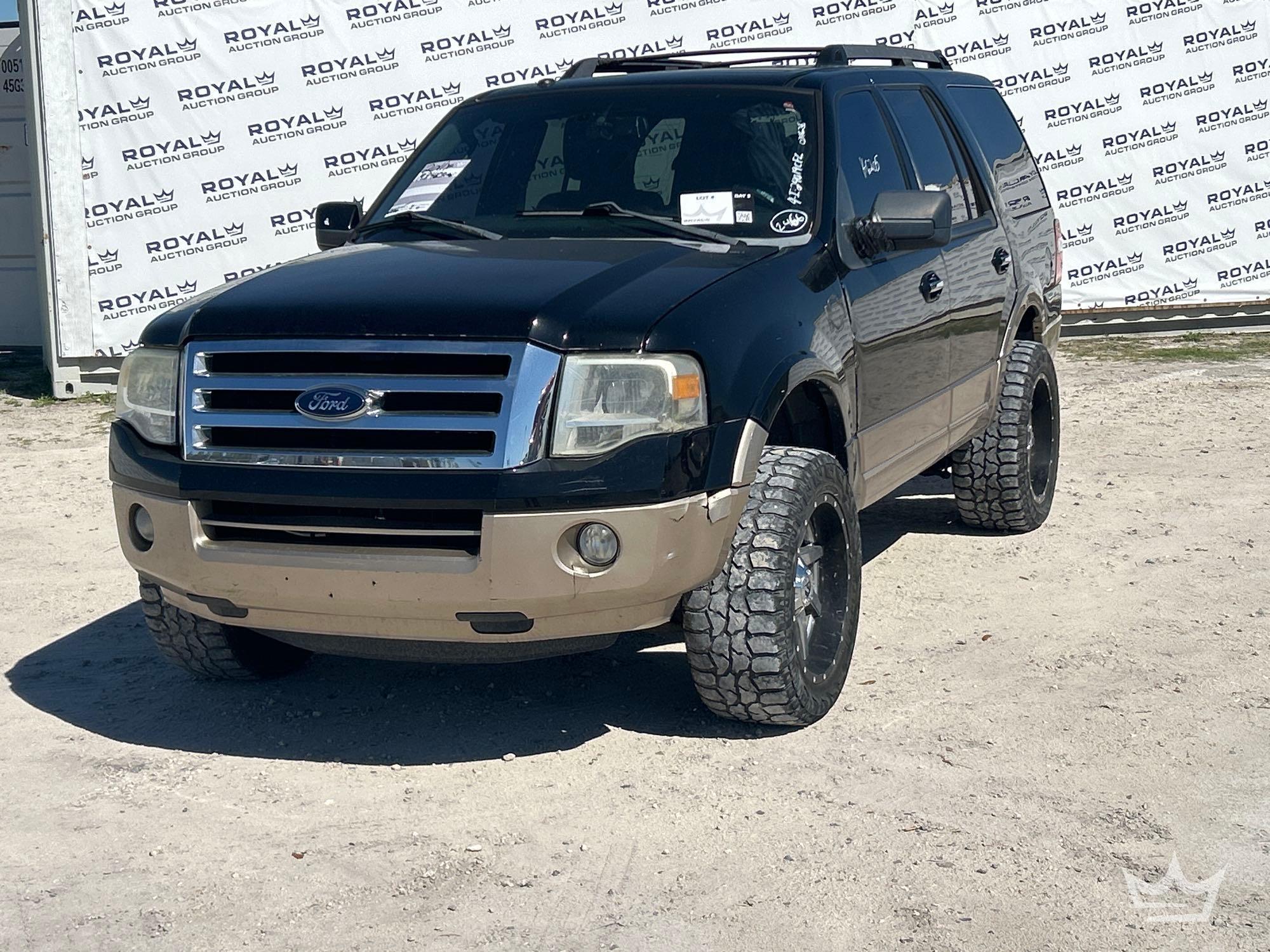 Photo of a 2011 Ford Expedition