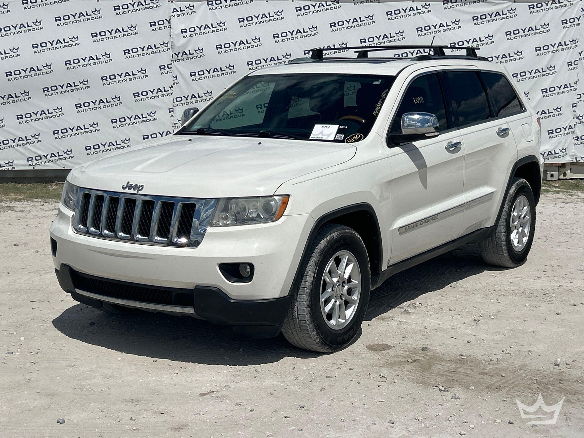 Photo of a 2012 Jeep Grand Cherokee