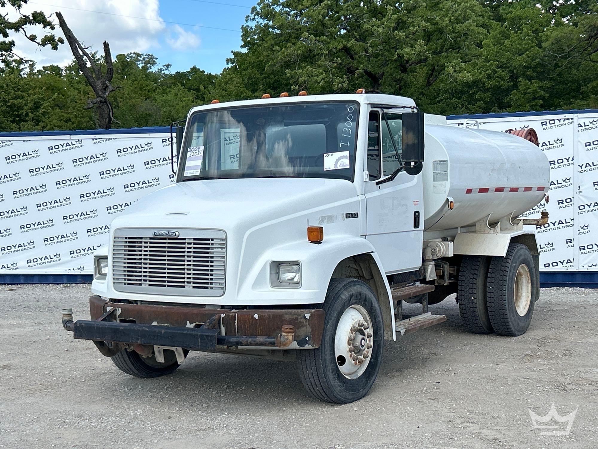 2004 Freightliner FL70 2,000 Gallon Water Truck