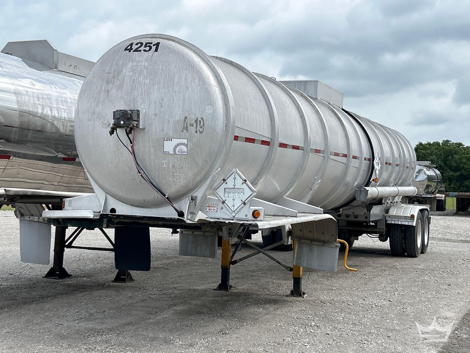 2006 Heil DOT 407 Aluminum 9,000 Gallon Ethanol T/A Tanker Trailer