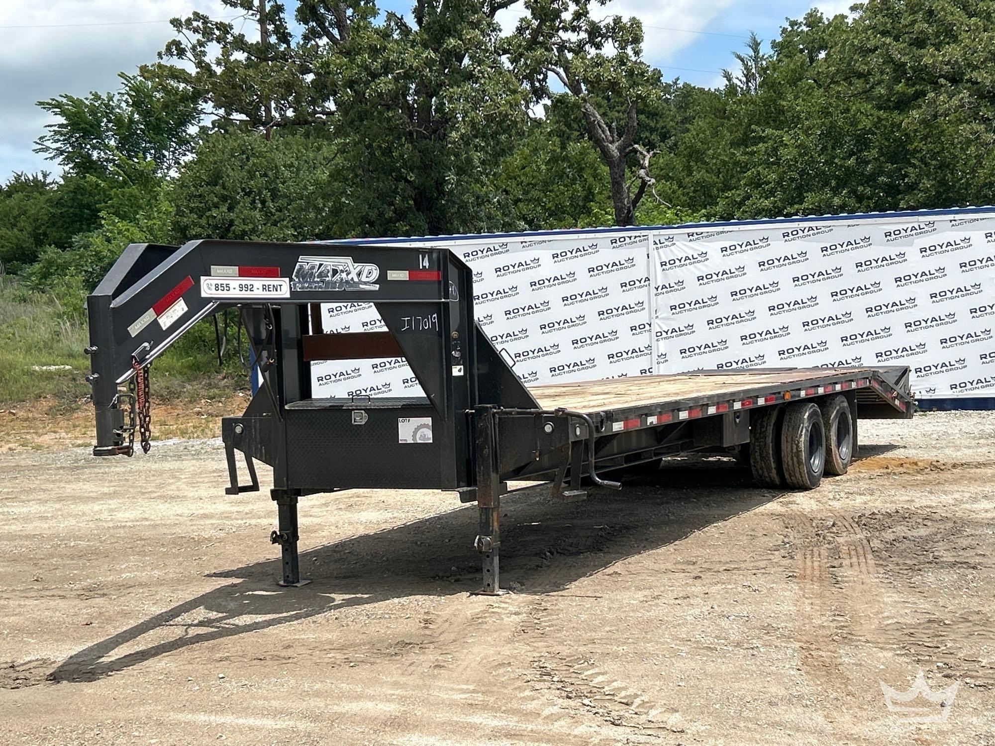 2020 MaxxD 30ft 12 Ton T/A Gooseneck Flatbed Trailer