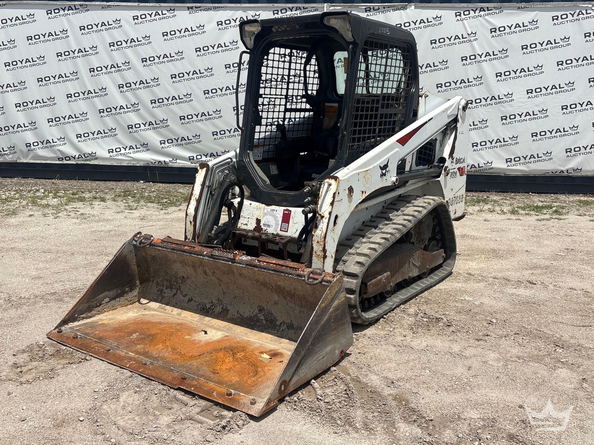 Photo of a 2021 Bobcat T450