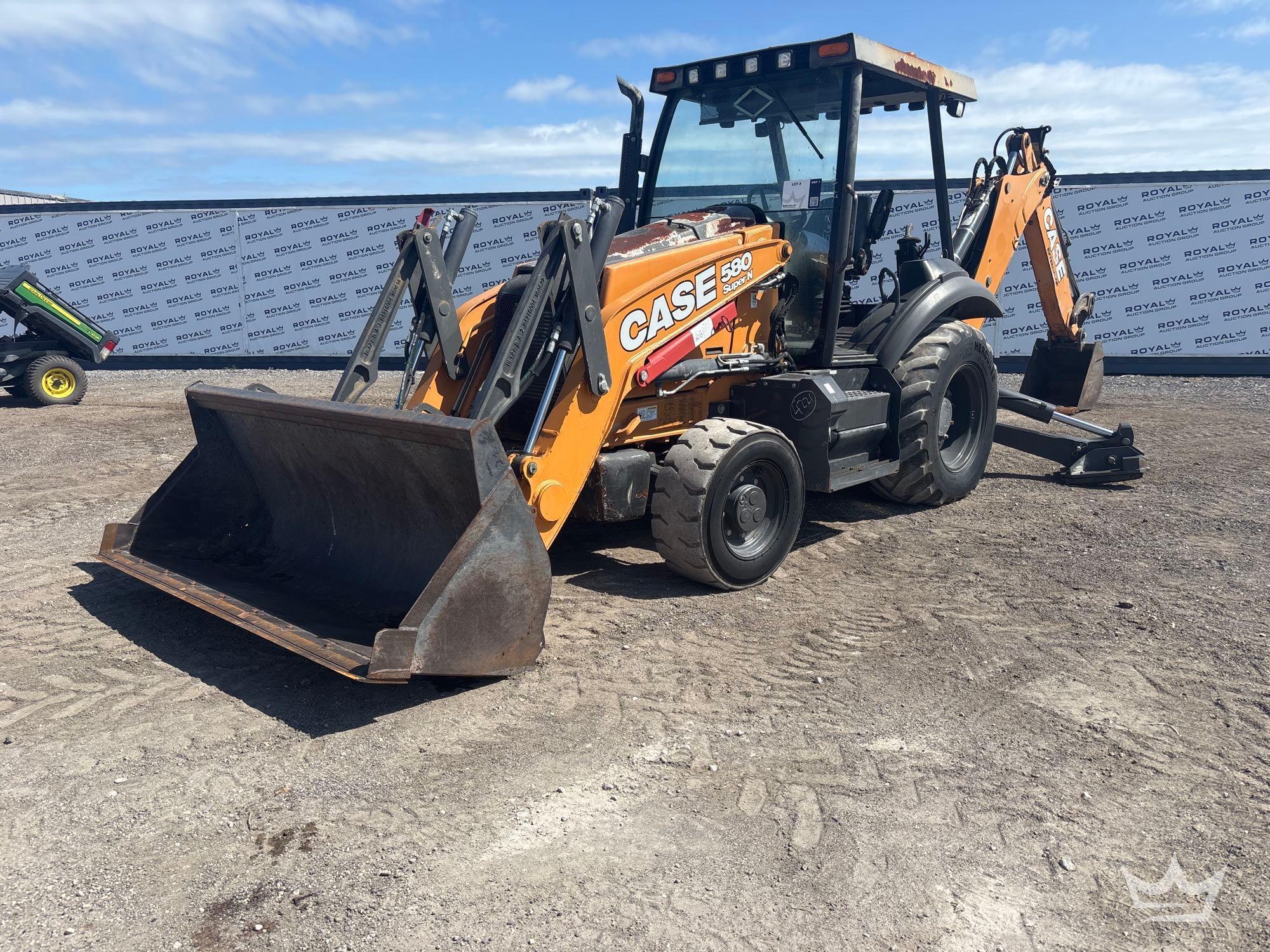 Photo of a  Case 580 SUPER N