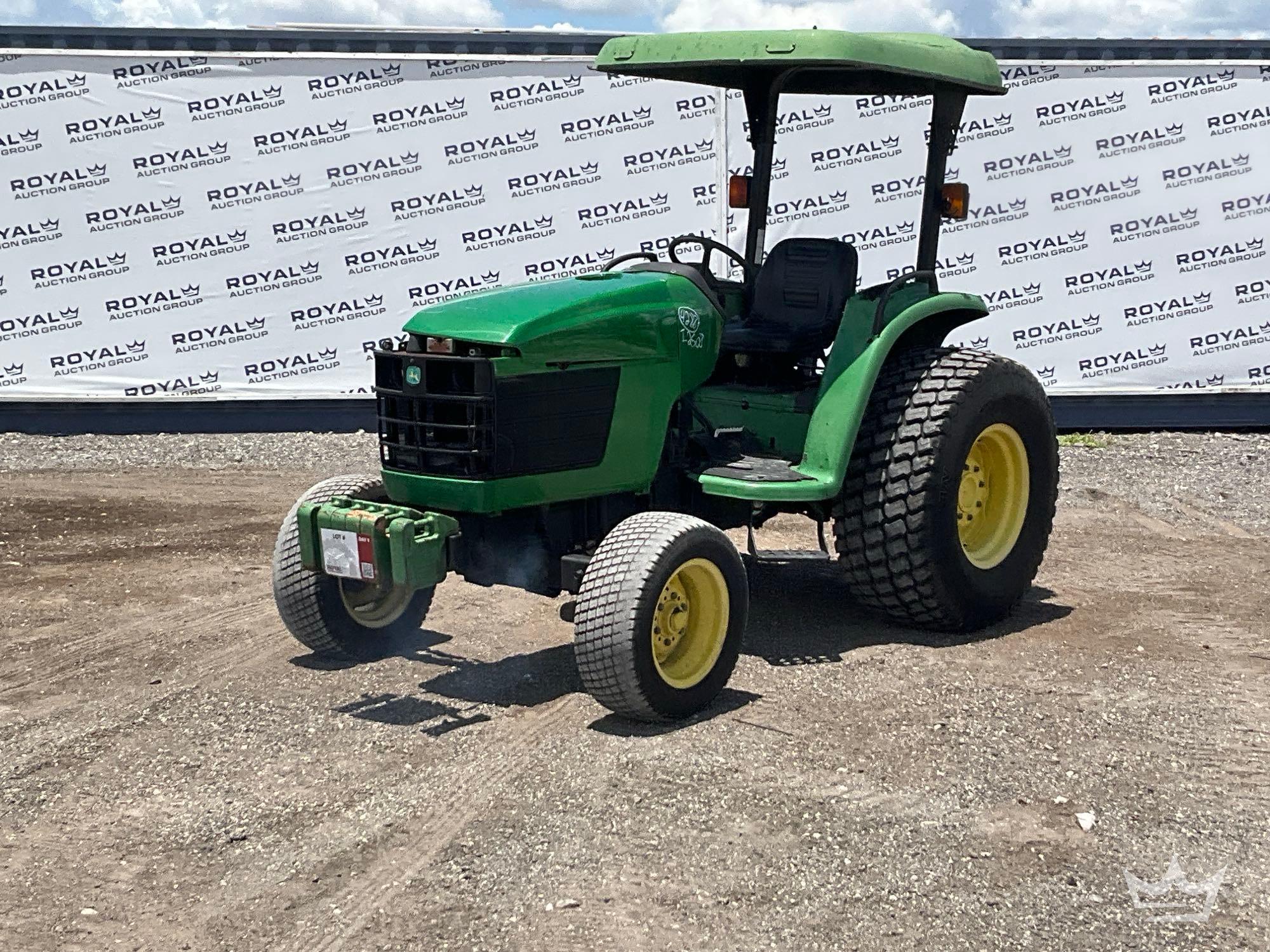 Photo of a 1998 John Deere 4600
