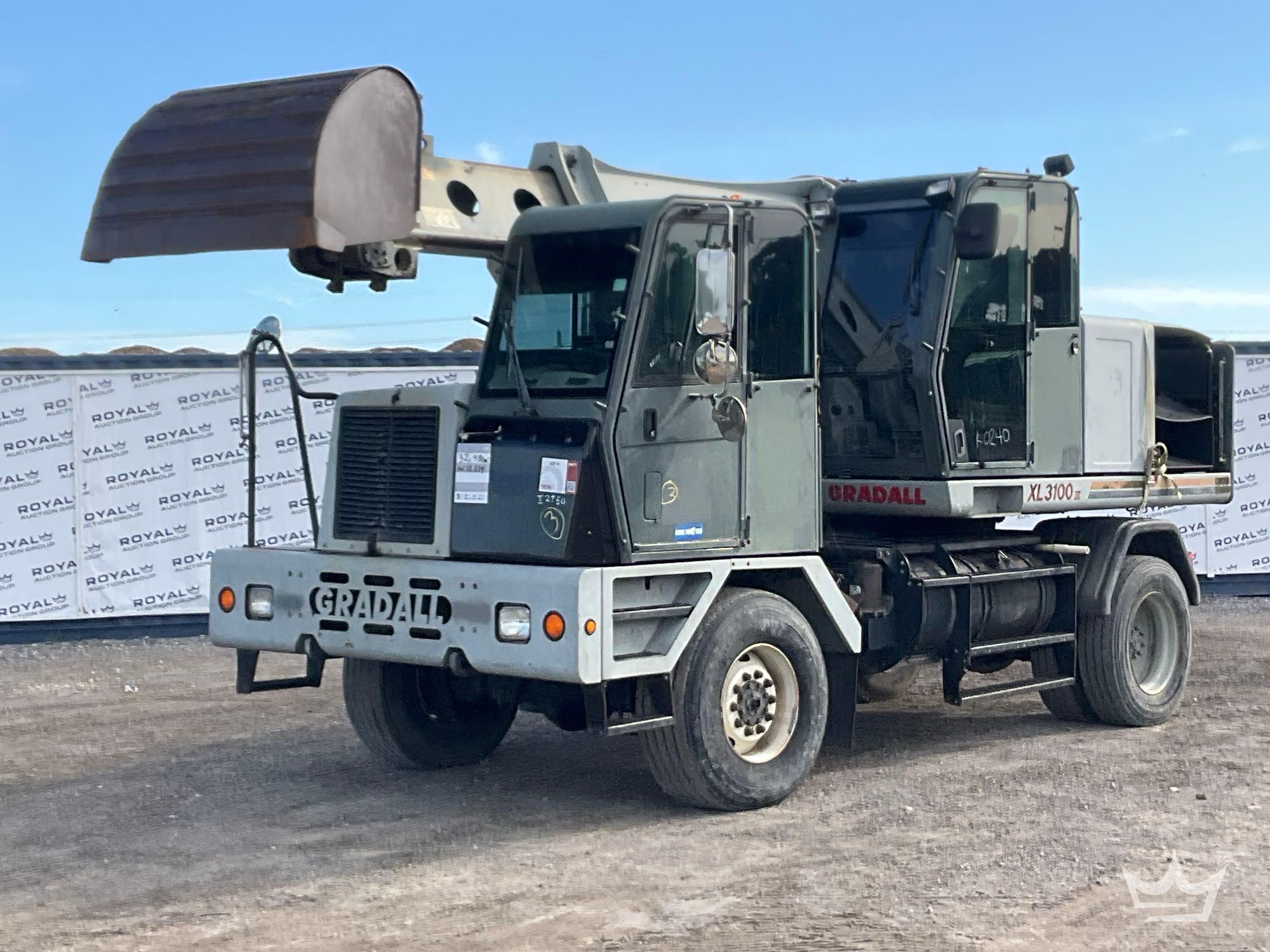 Photo of a  Gradall XL 3100