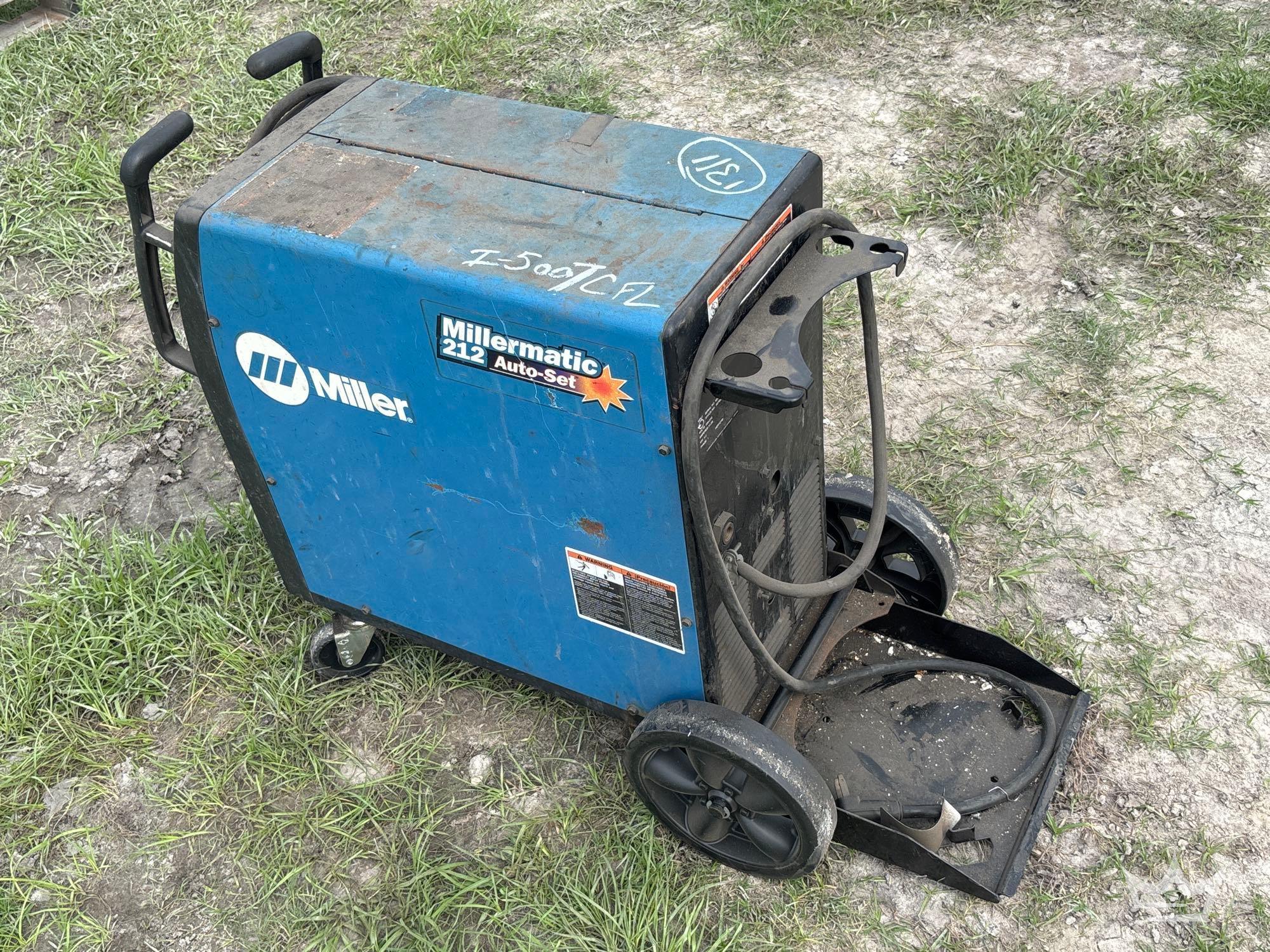 Photo of a 2010 Miller 212