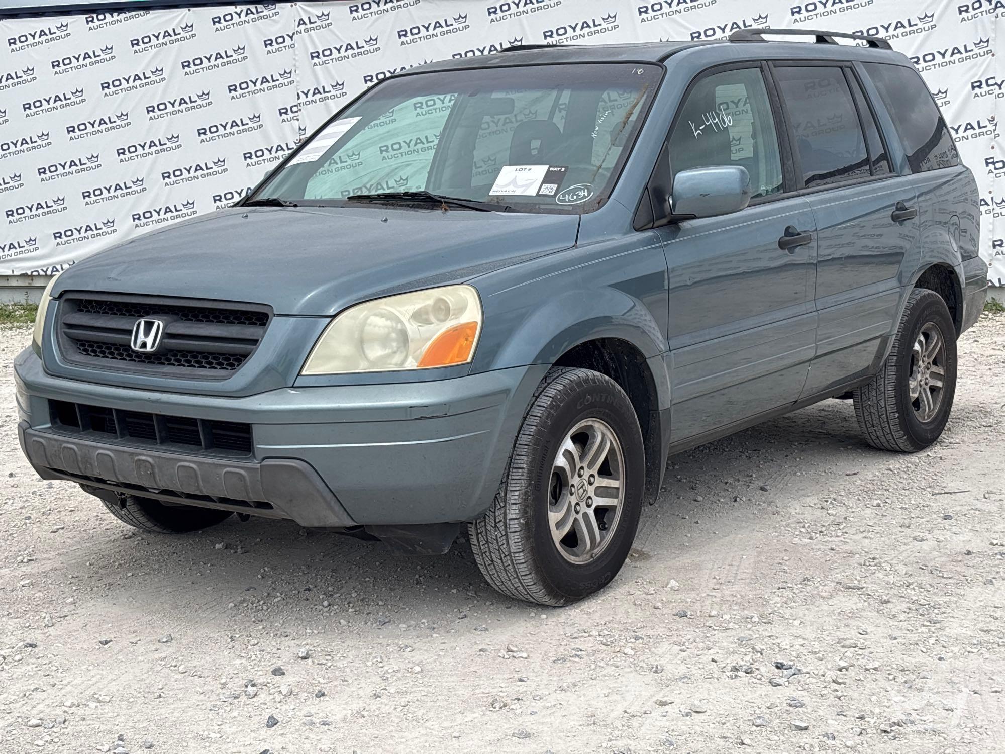 Photo of a 2005 Honda  Pilot