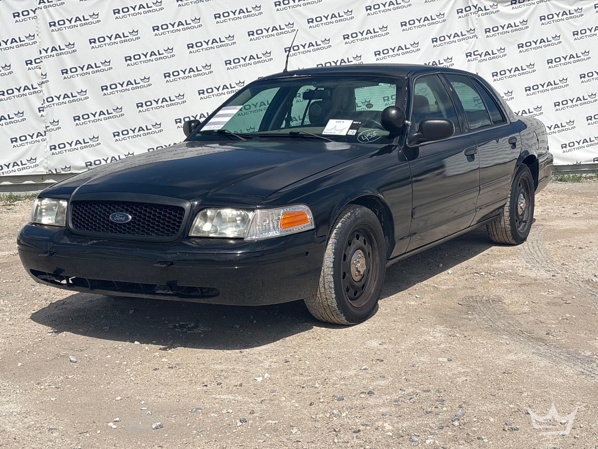 2007 Ford Crown Victoria Sedan