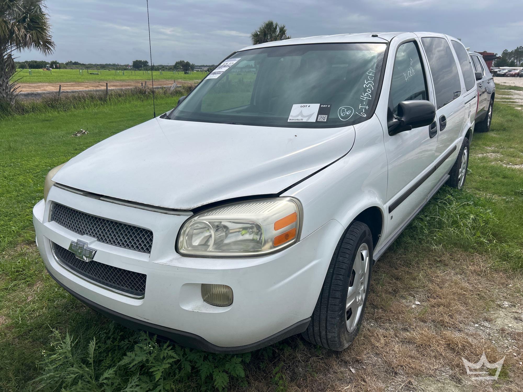 Photo of a 2008 Chevrolet Uplander LS