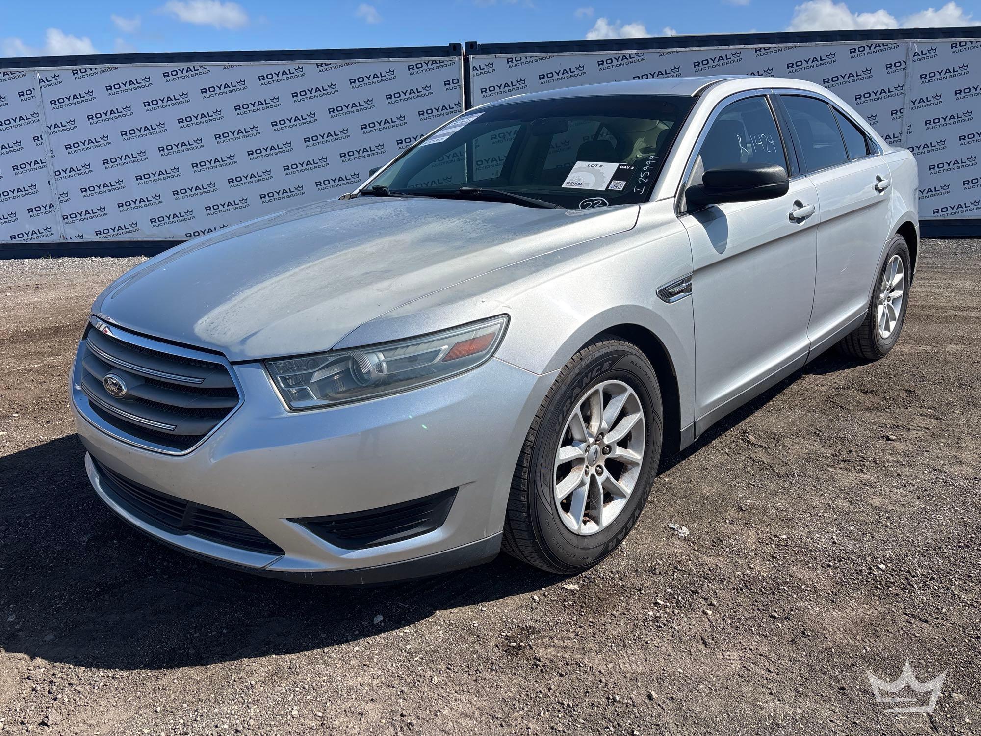 2013 Ford Taurus Sedan