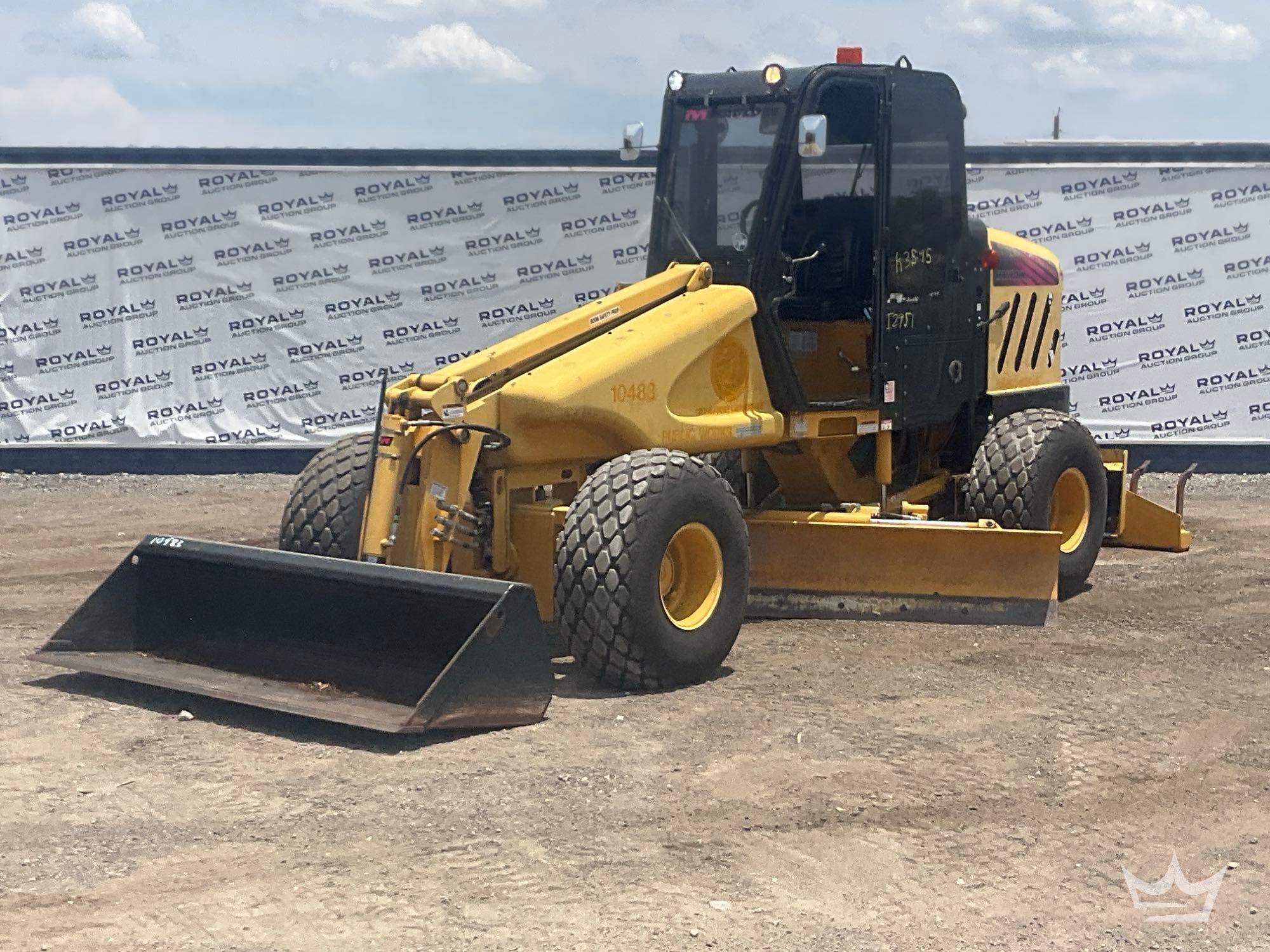 Photo of a 2018 Mauldin M413XT