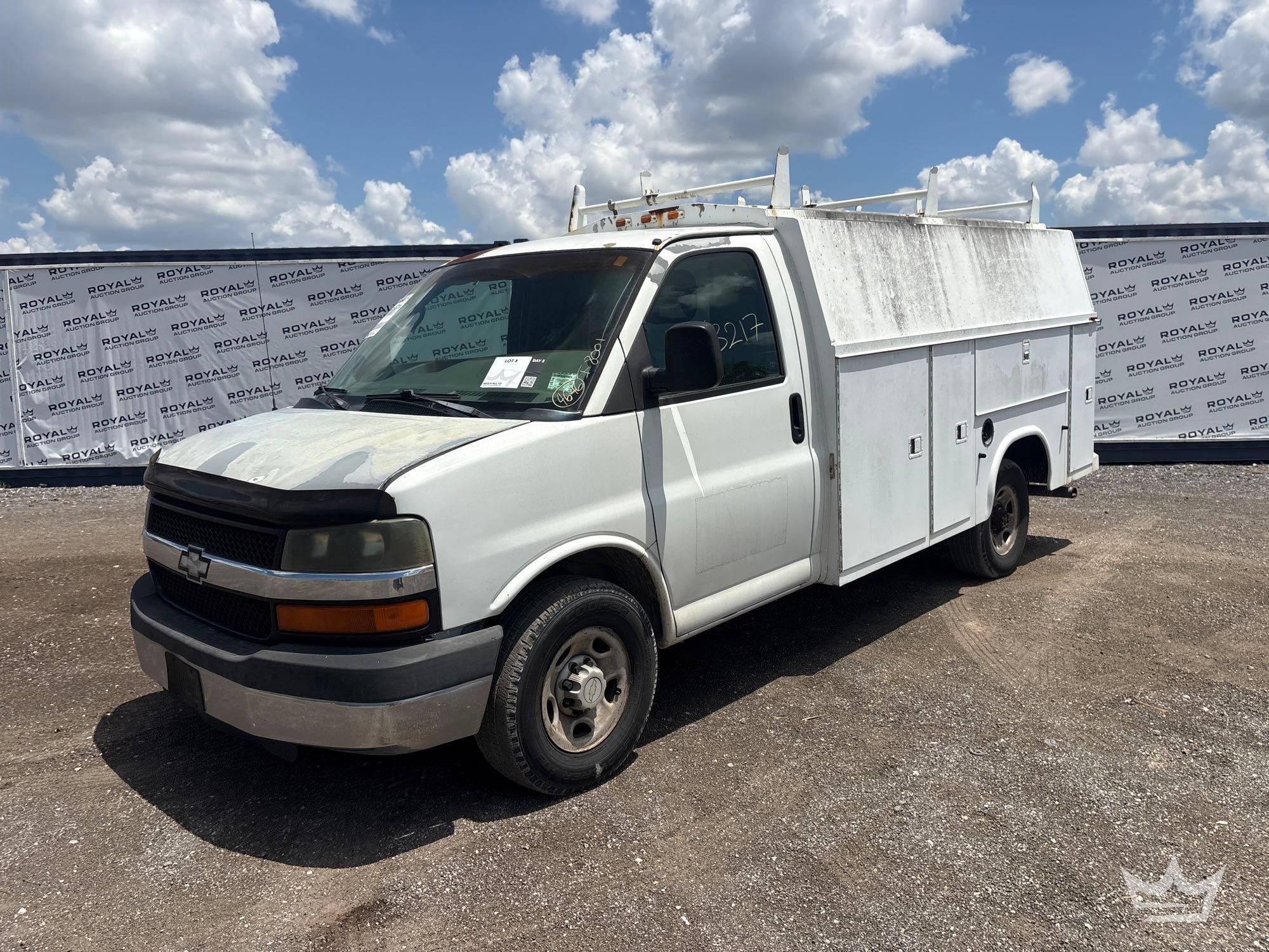 Photo of a 2004 Chevrolet Express