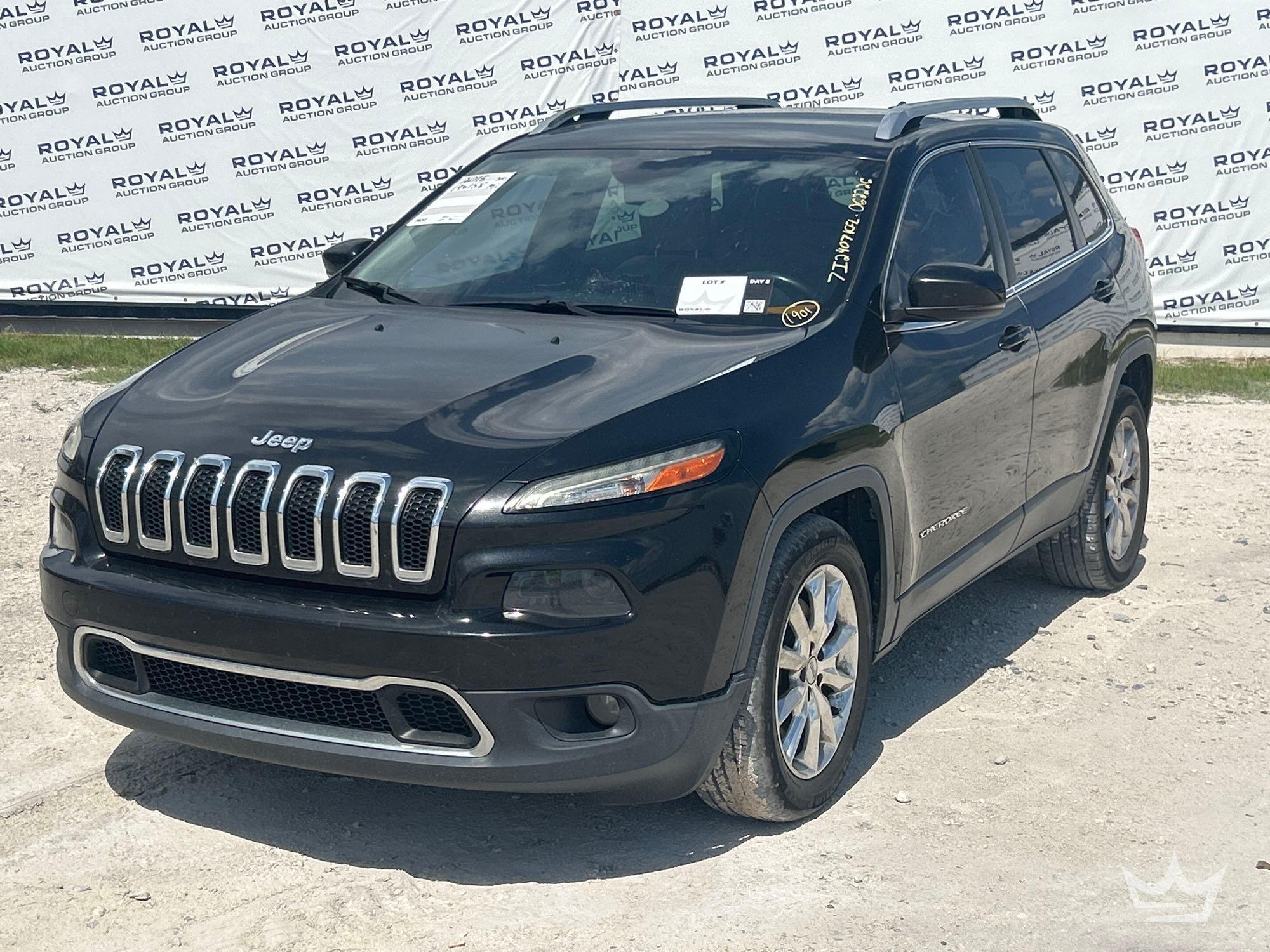 2015 Jeep Cherokee SUV