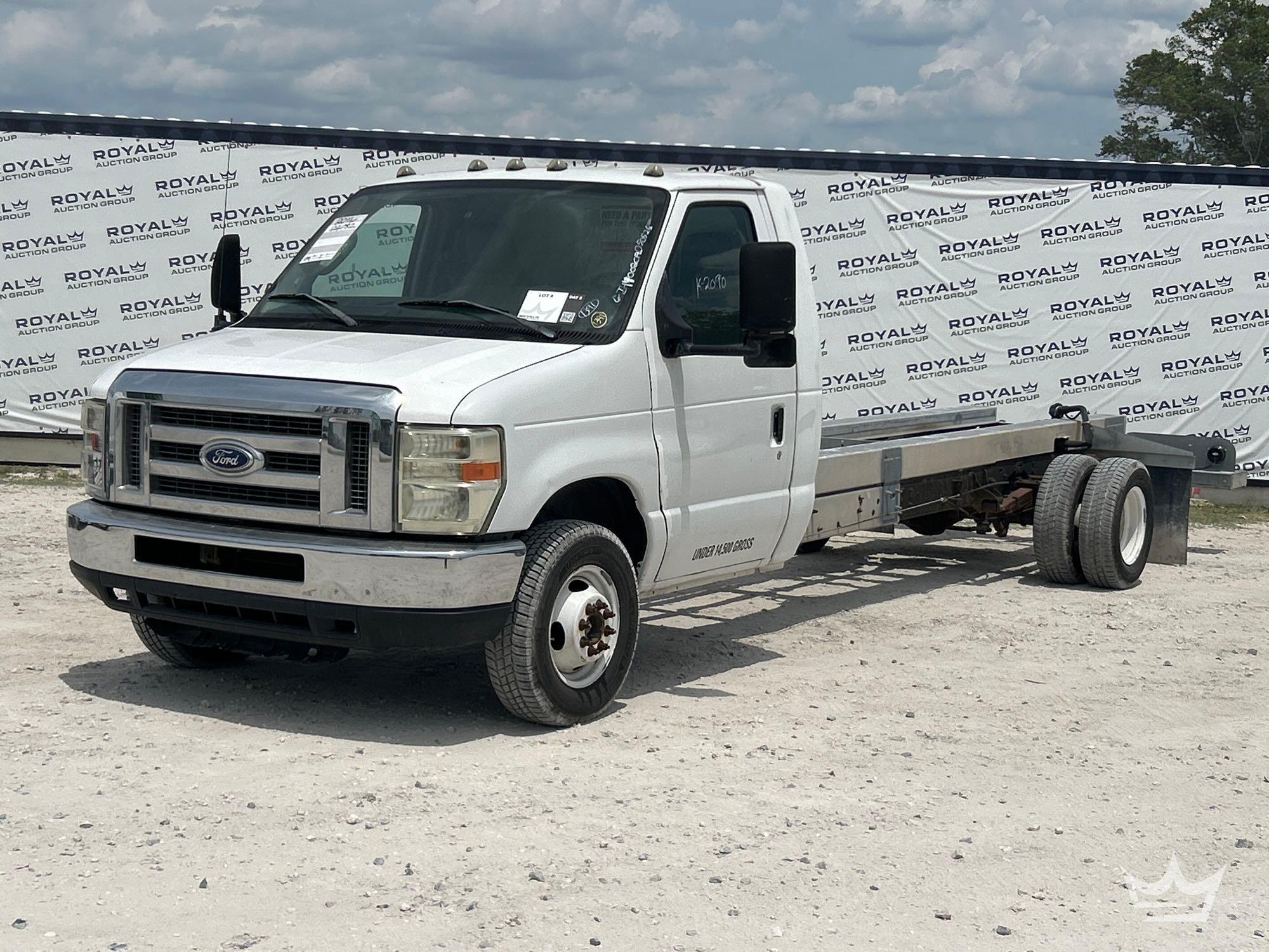 Photo of a 2011 Ford E450