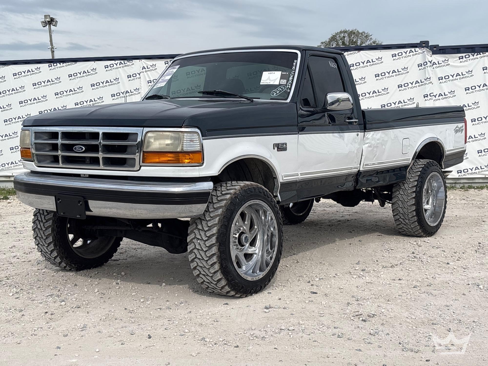 Photo of a 1995 Ford F-150