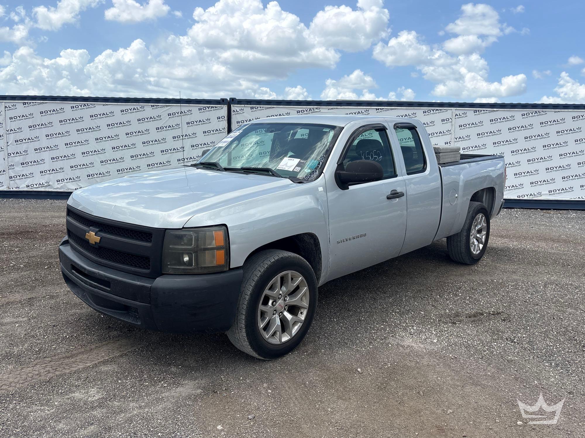 2012 Chevrolet Silverado 1500 Ext. Cab Pickup Truck