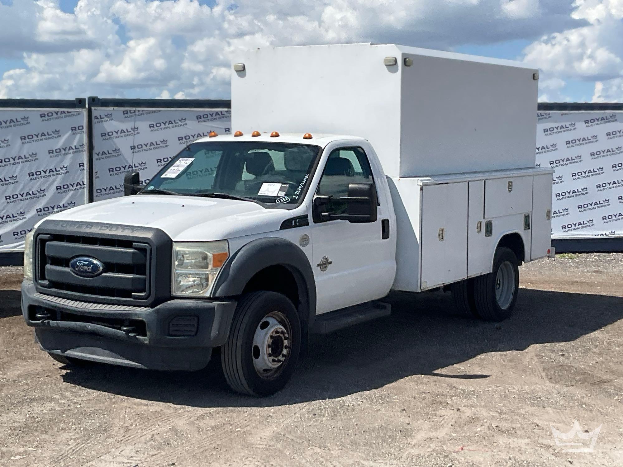 2015 Ford F-550 Enclosed Service Truck