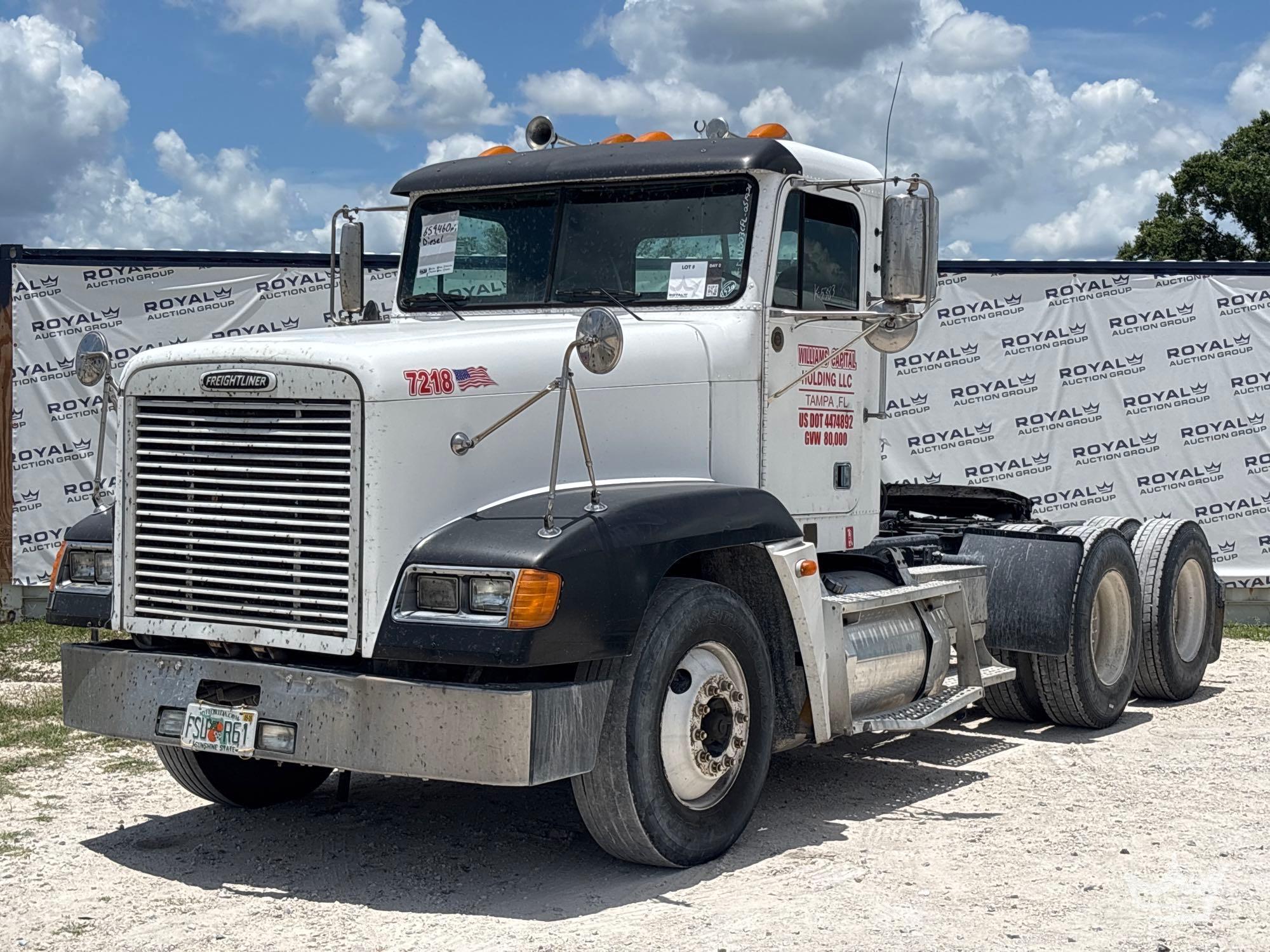 2000 Freightliner FLD120 T/A Day Cab Truck Tractor